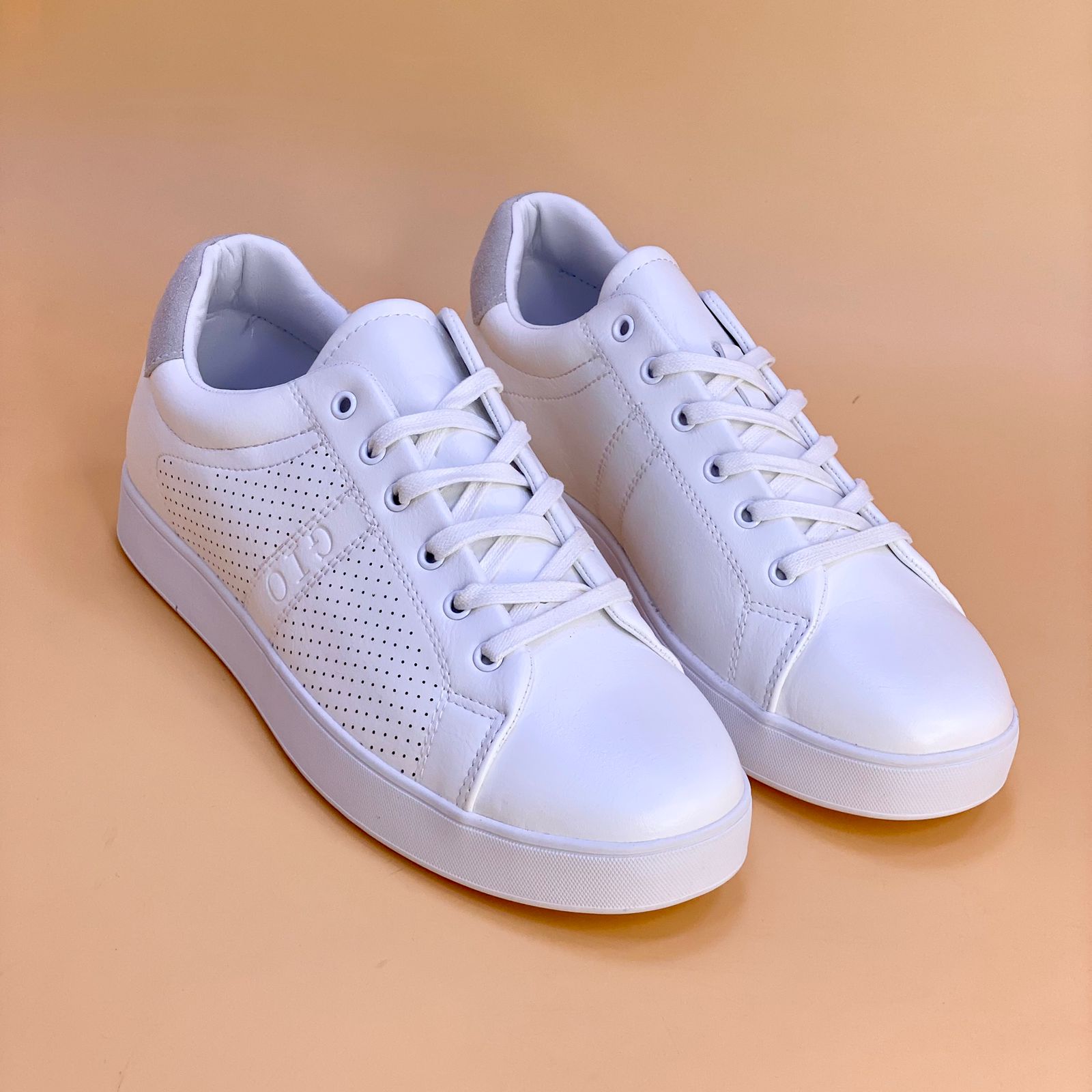 NEW , MEN SHOES M234, MADE IN CHINA