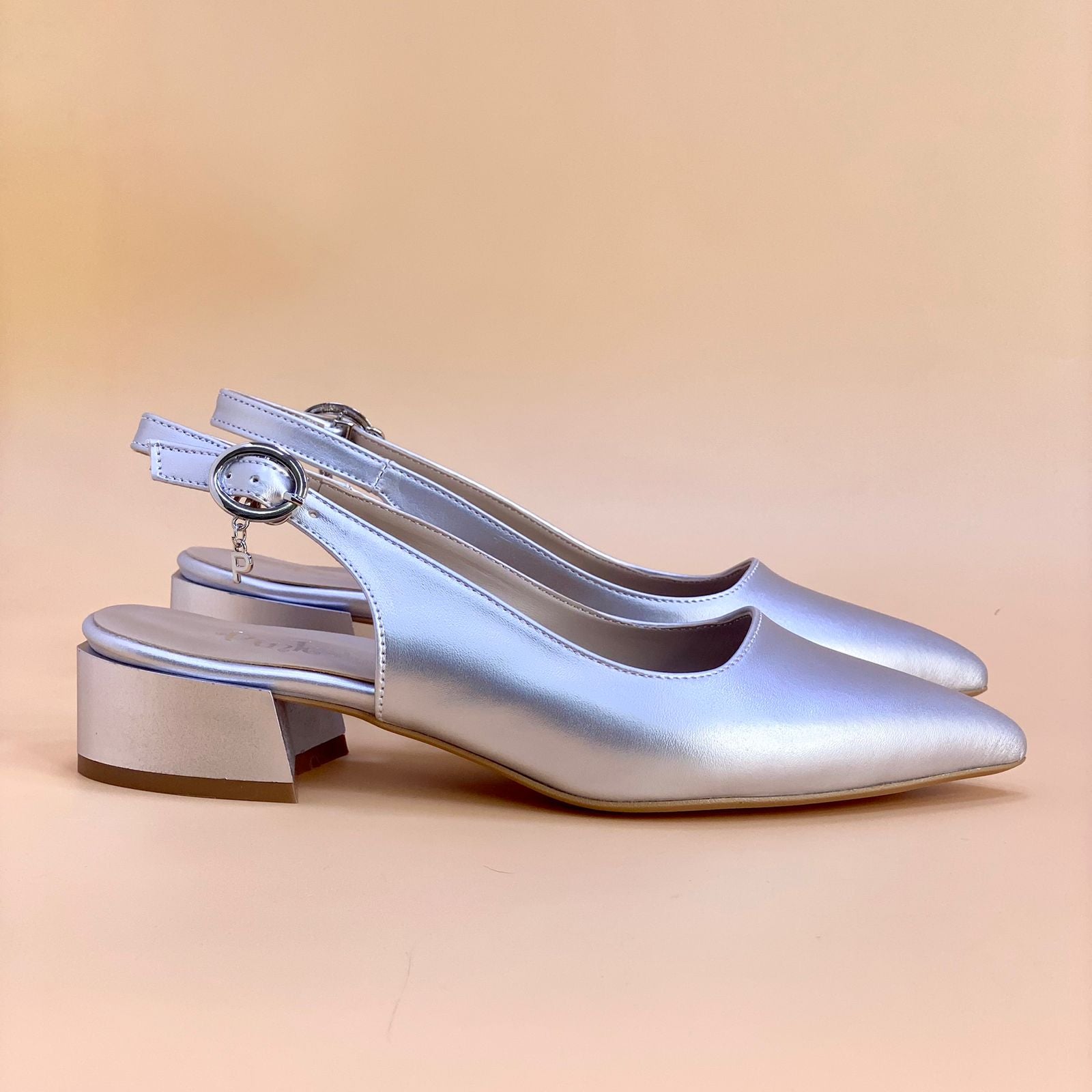 NEW , WOMEN SHOES HEELS W459
