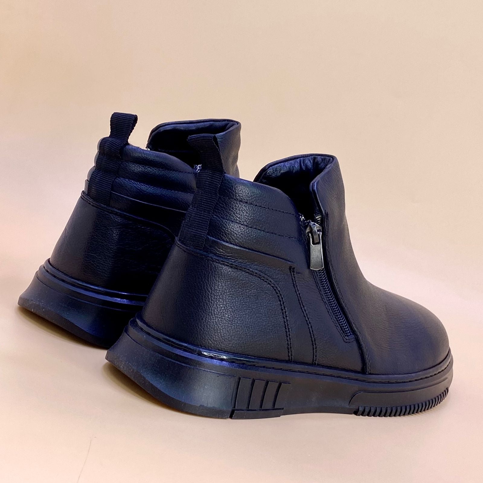 NEW , MADE IN TURKEY GENUINE LEATHER MEN BOOTS M274