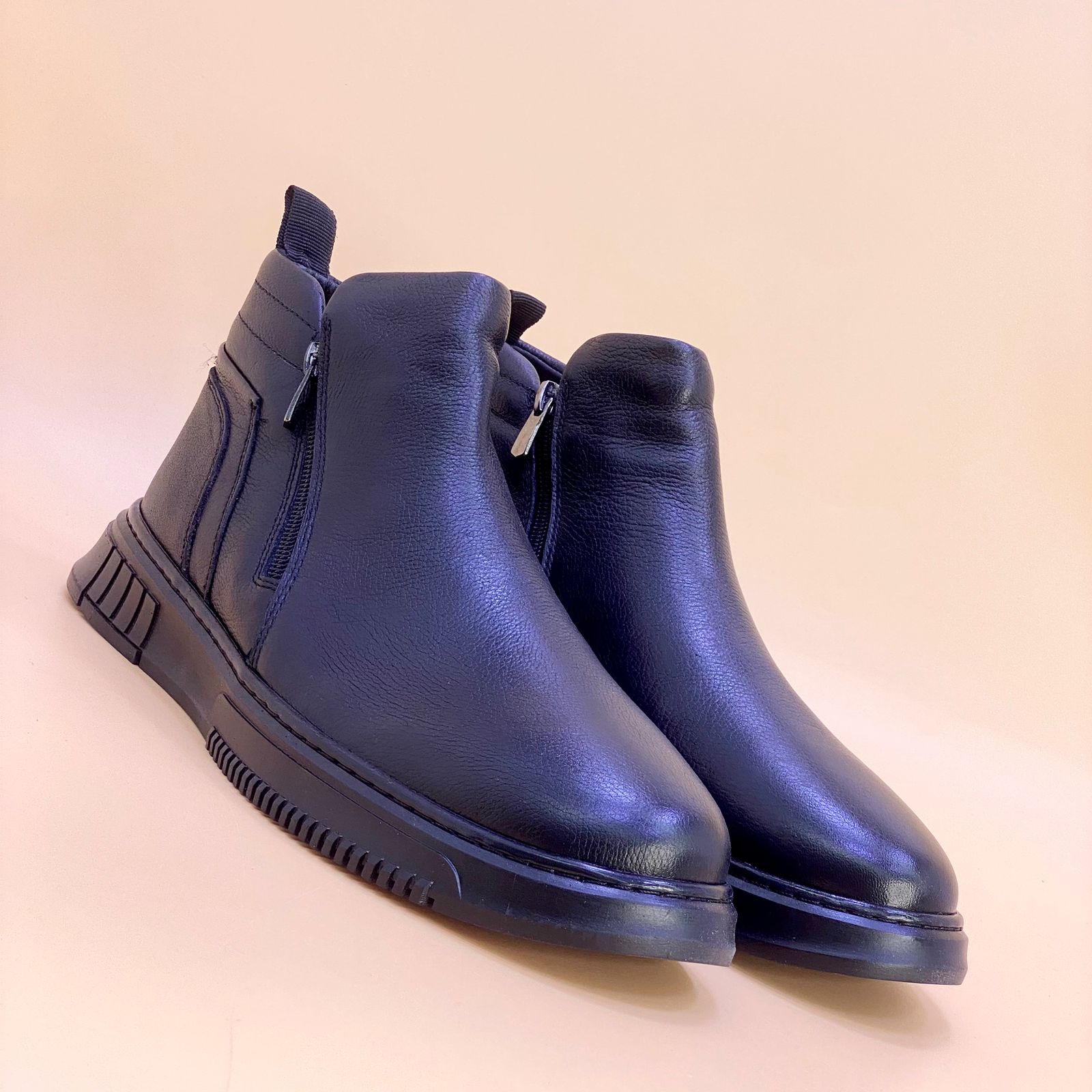 NEW , MADE IN TURKEY GENUINE LEATHER MEN BOOTS M274