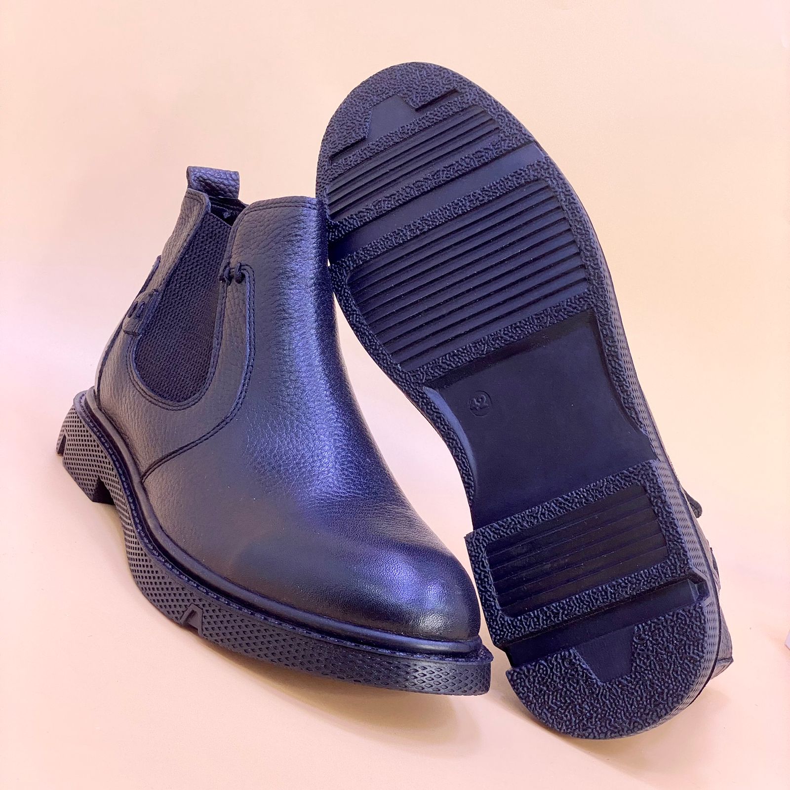 NEW , MADE IN TURKEY GENUINE LEATHER MEN BOOTS M275
