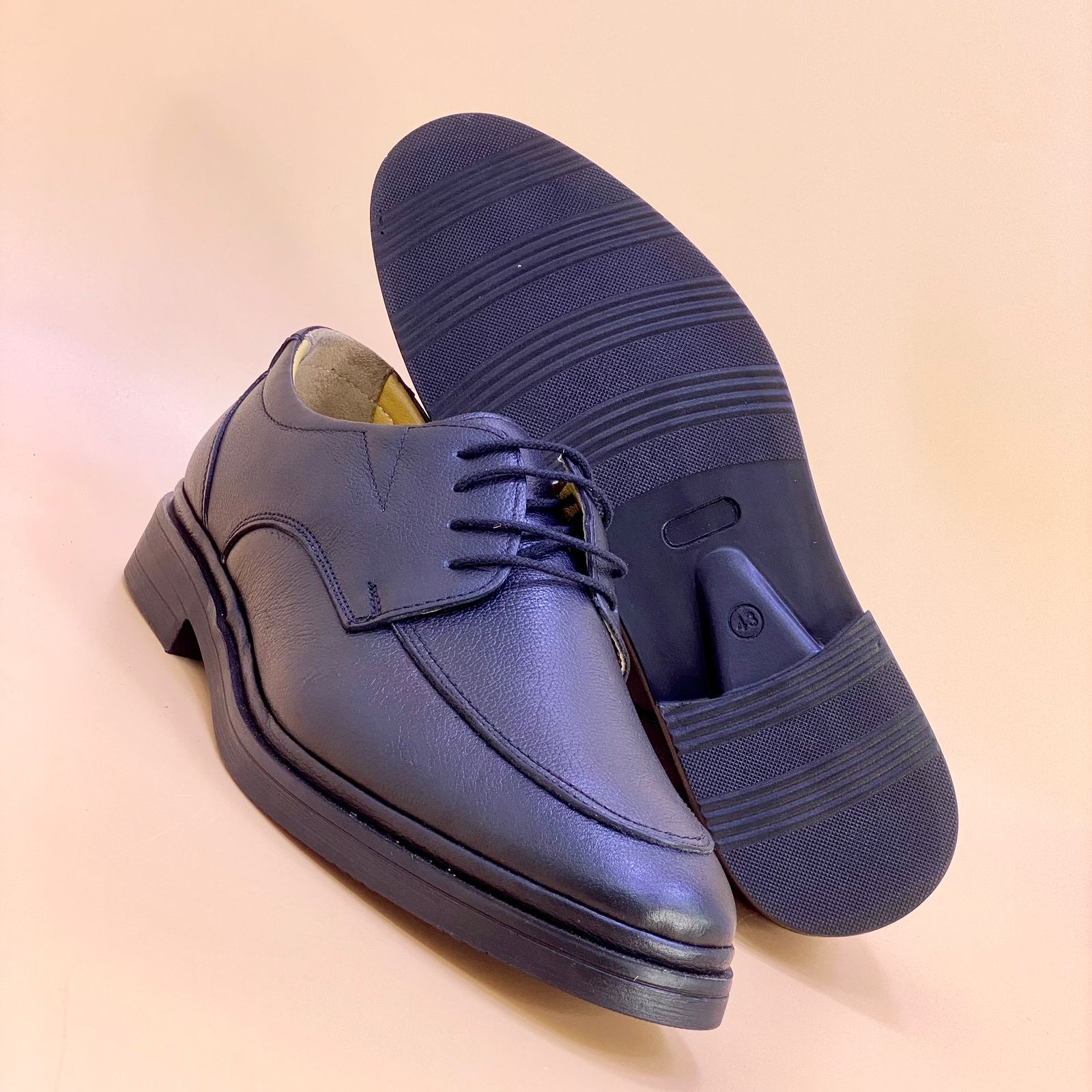 NEW , MADE IN TURKEY GENUINE LEATHER MEN SHOES M237