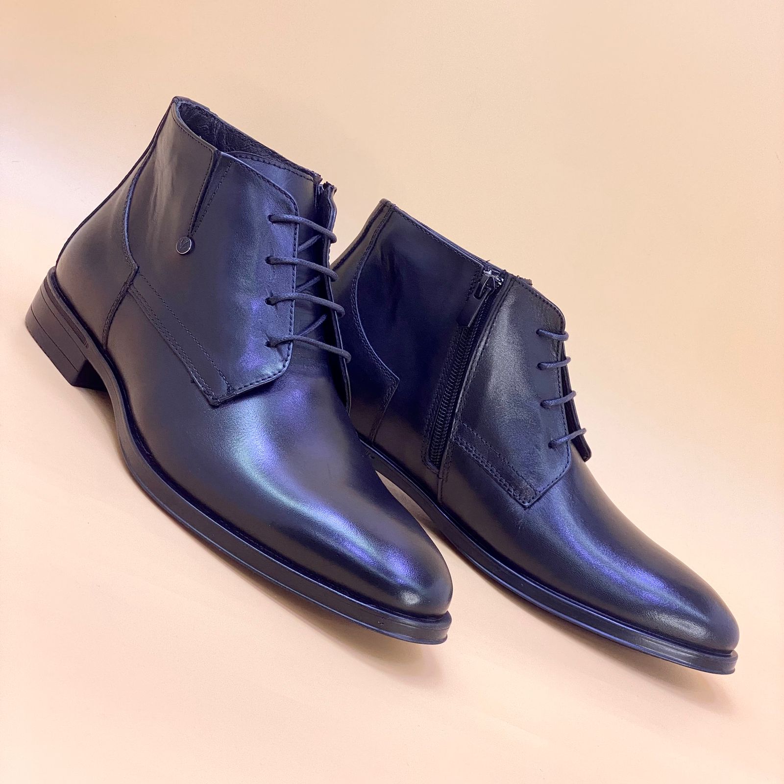 NEW , MADE IN TURKEY GENUINE LEATHER MEN BOOTS M42