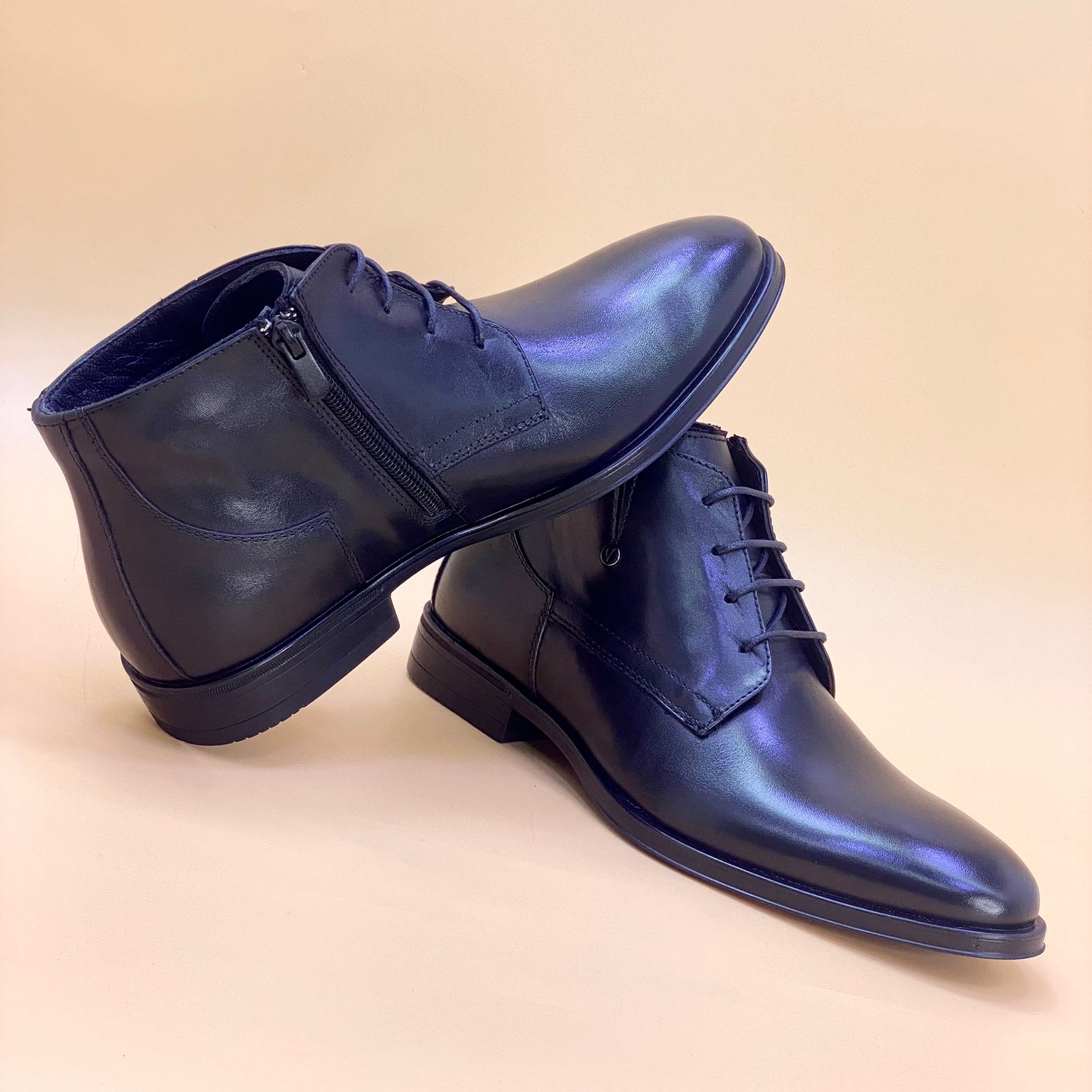NEW , MADE IN TURKEY GENUINE LEATHER MEN BOOTS M42