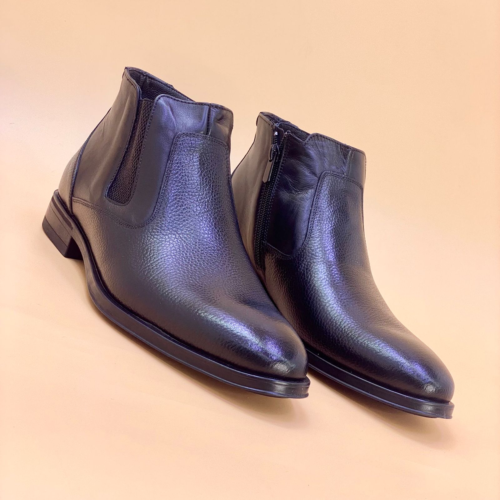 NEW , MADE IN TURKEY GENUINE LEATHER MEN BOOTS M226
