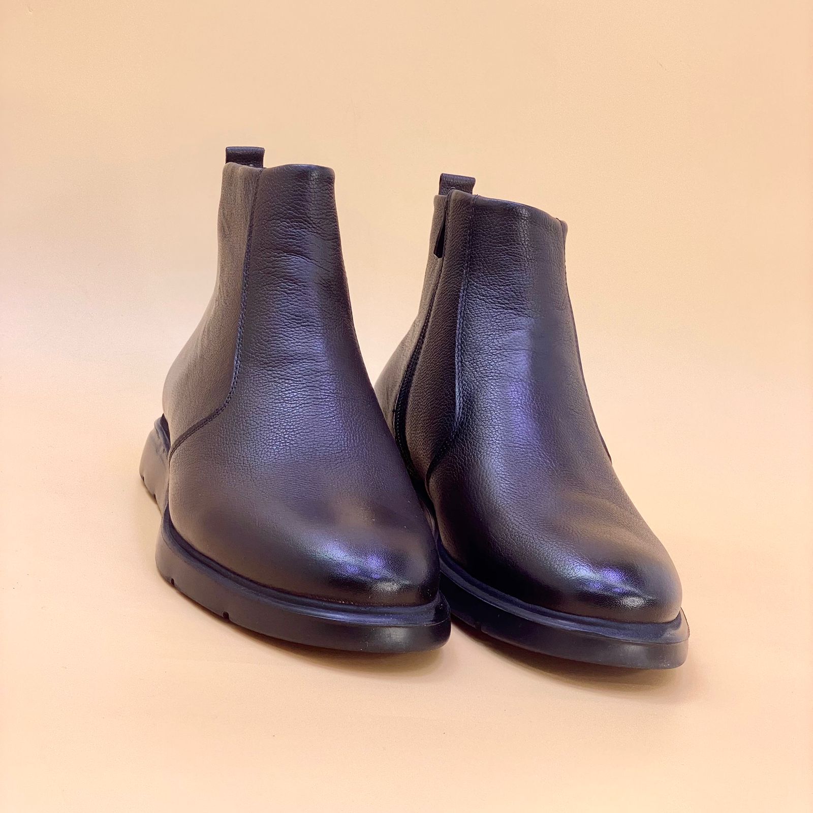 NEW , MADE IN TURKEY GENUINE LEATHER MEN BOOTS M10