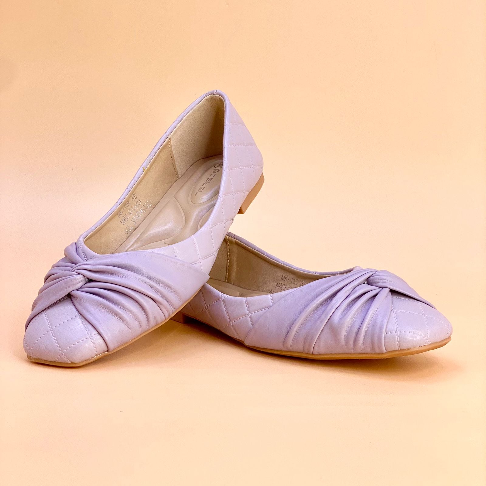 NEW , WOMEN FLAT SHOES W239