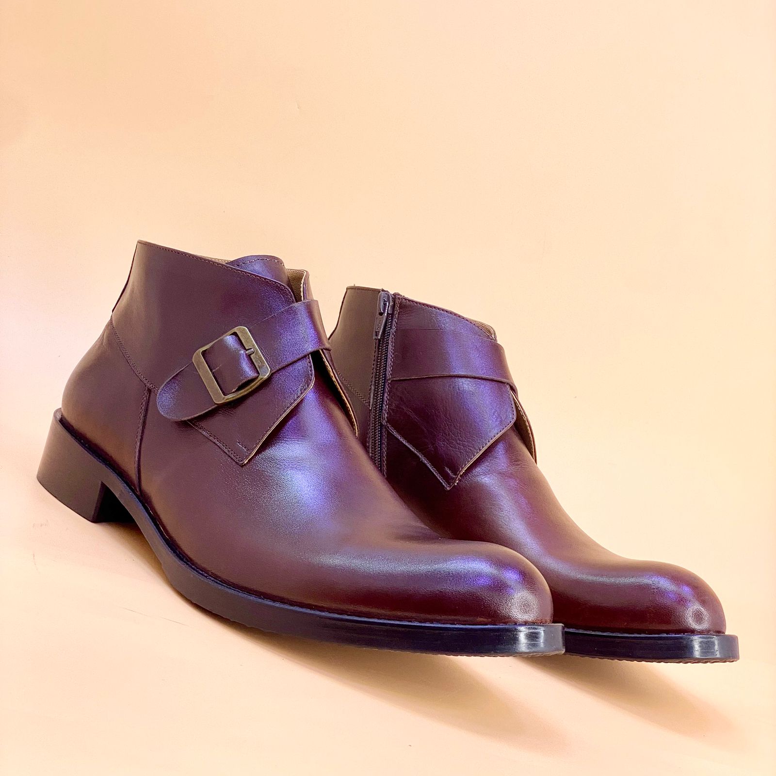 NEW , MEN BOOTS MADE IN TURKEY M428