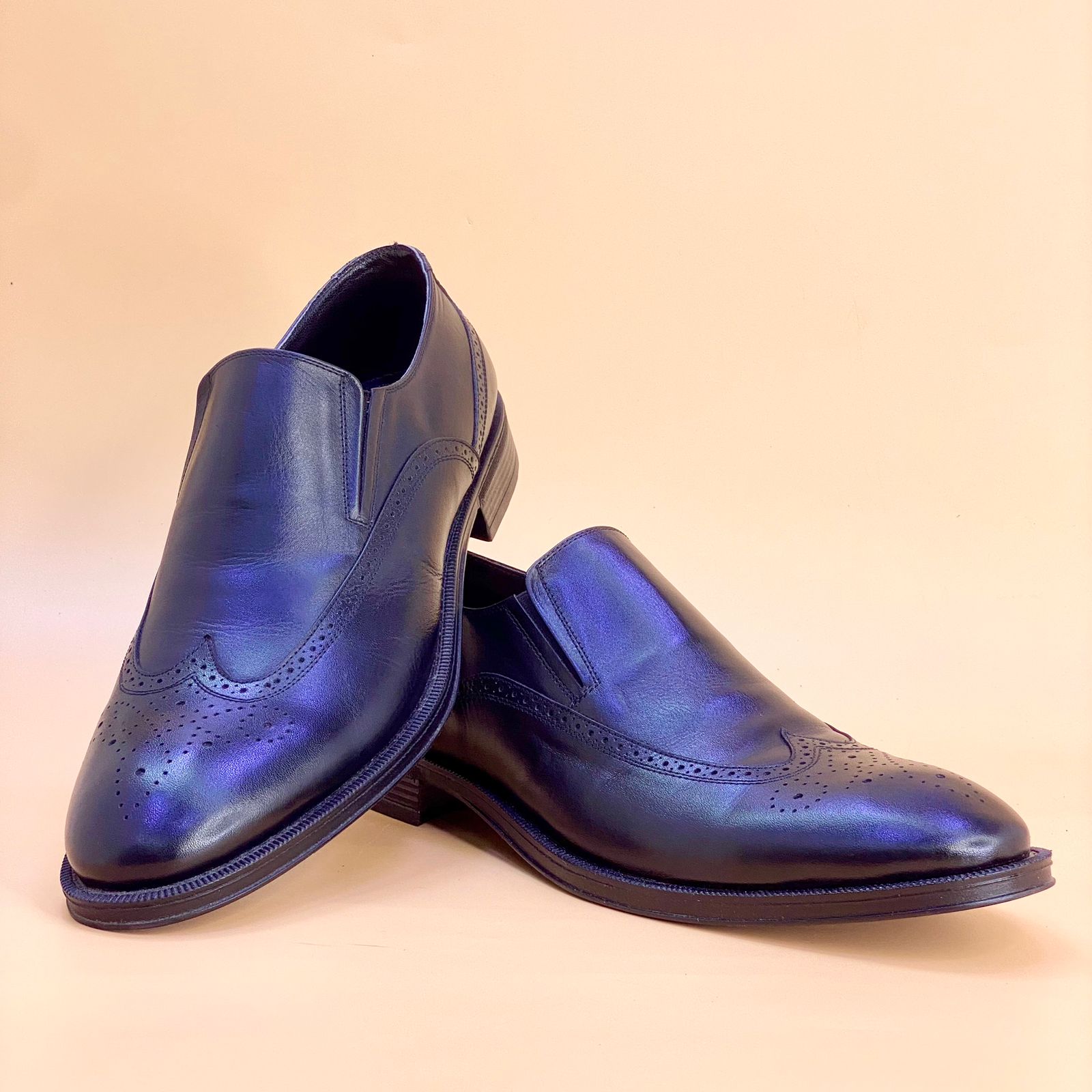 NEW , MADE IN TURKEY GENUINE LEATHER MEN SHOES M512