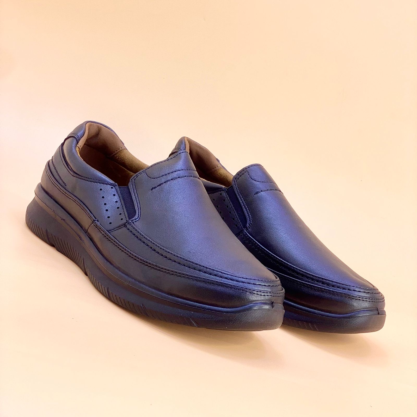 NEW ,  MEN SHOES  M13, MADE IN CHINA