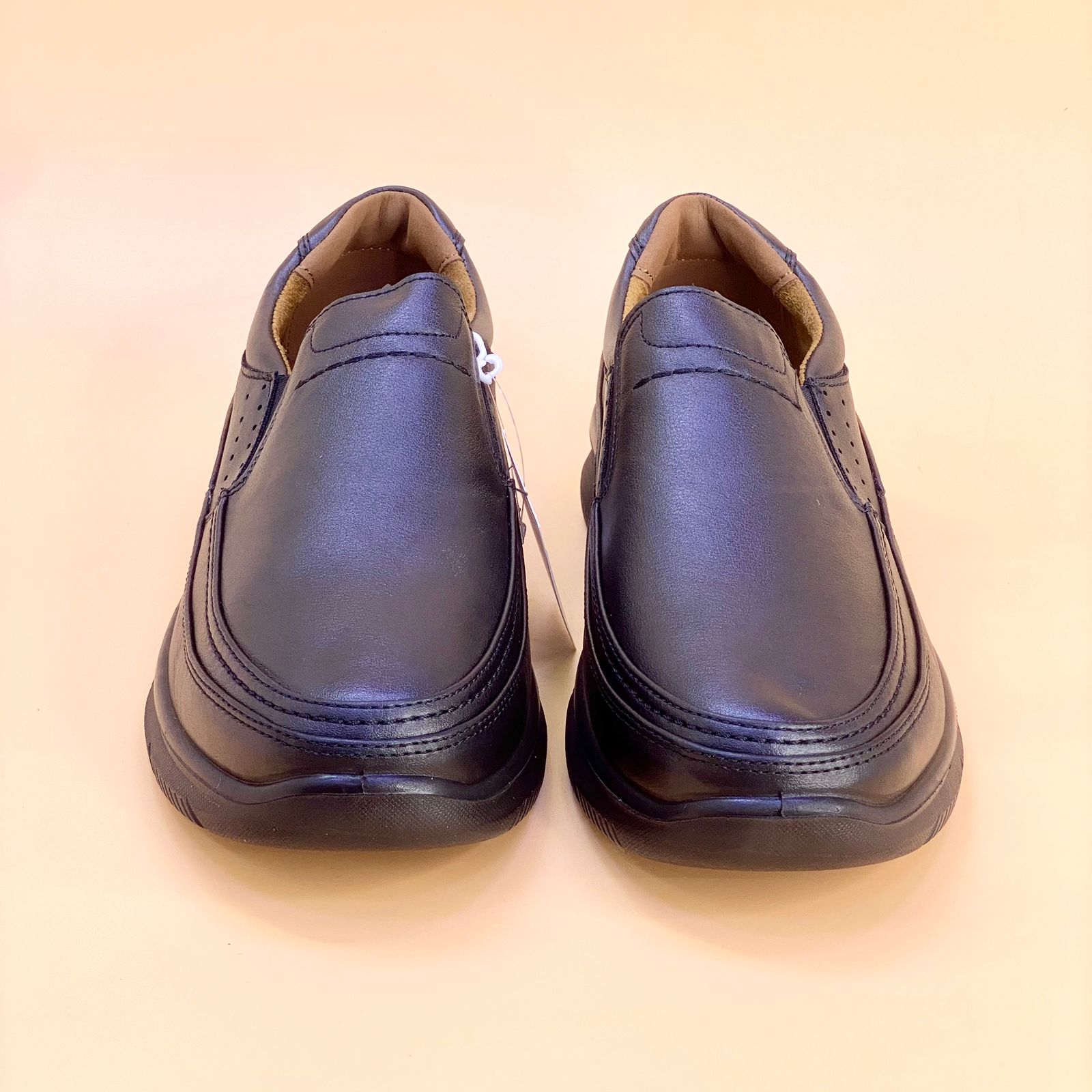 NEW , MEN SHOES M13, MADE IN CHINA