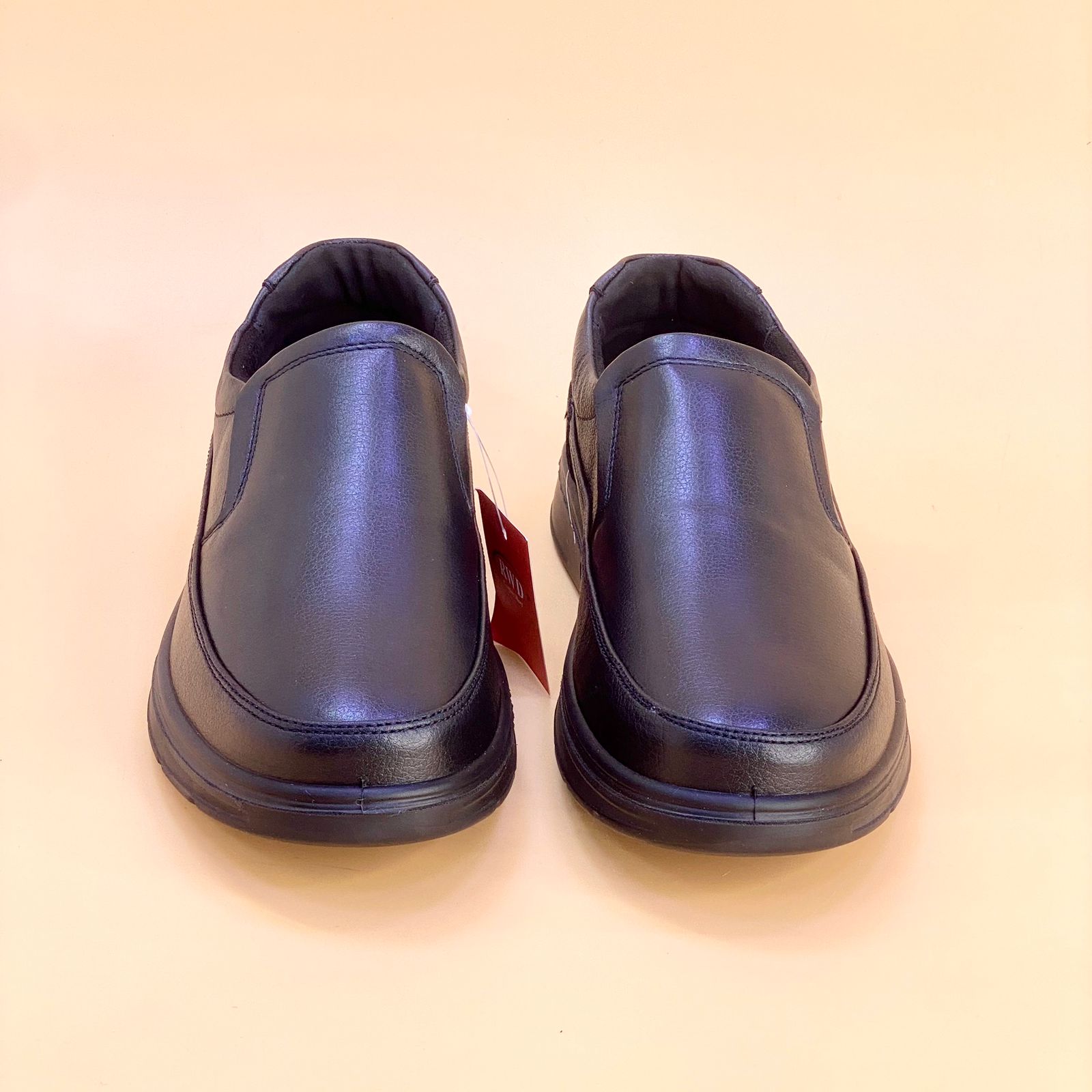 NEW ,  MEN SHOES  M44, MADE IN CHINA