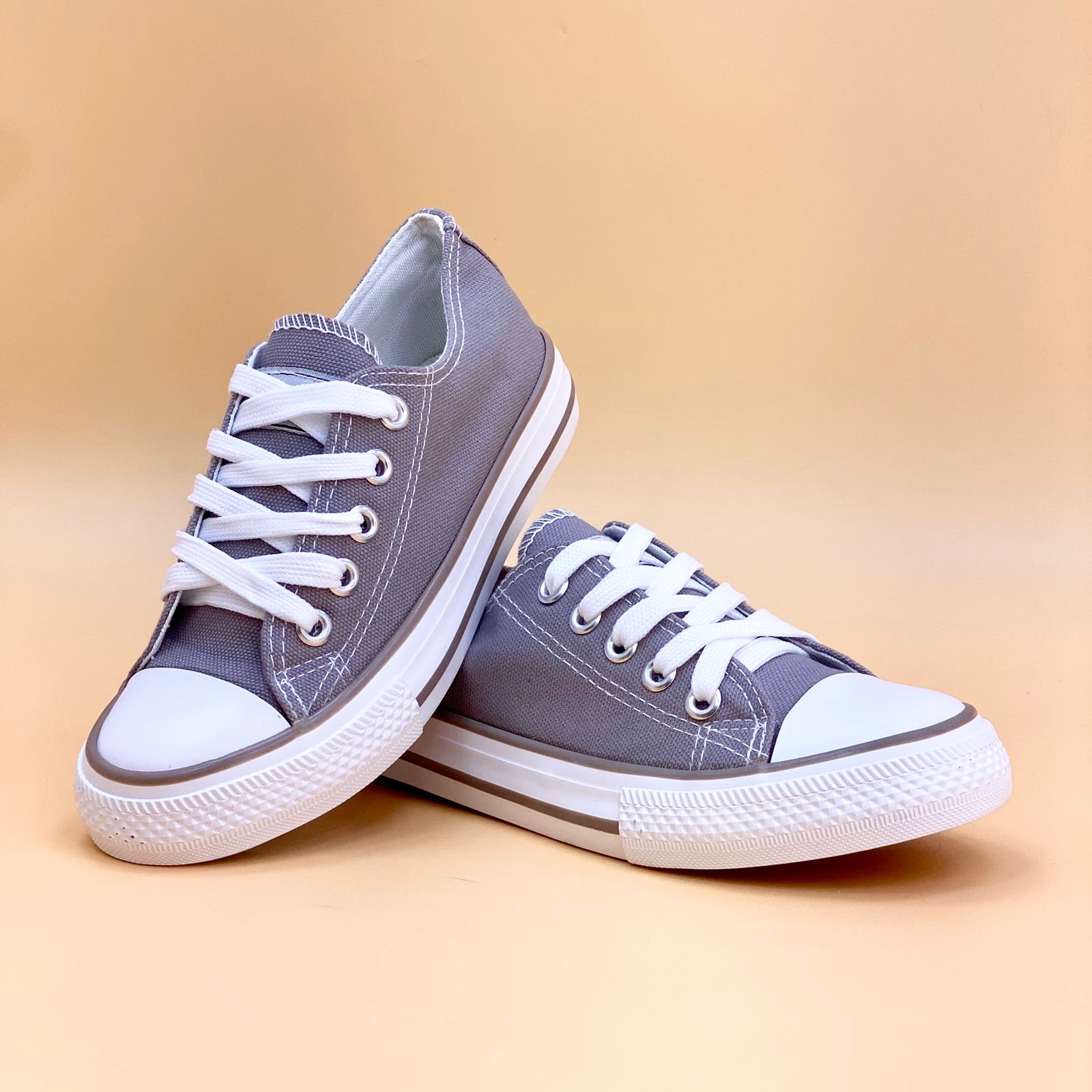 NEW , KIDS SHOES K777 SIZE 31-36