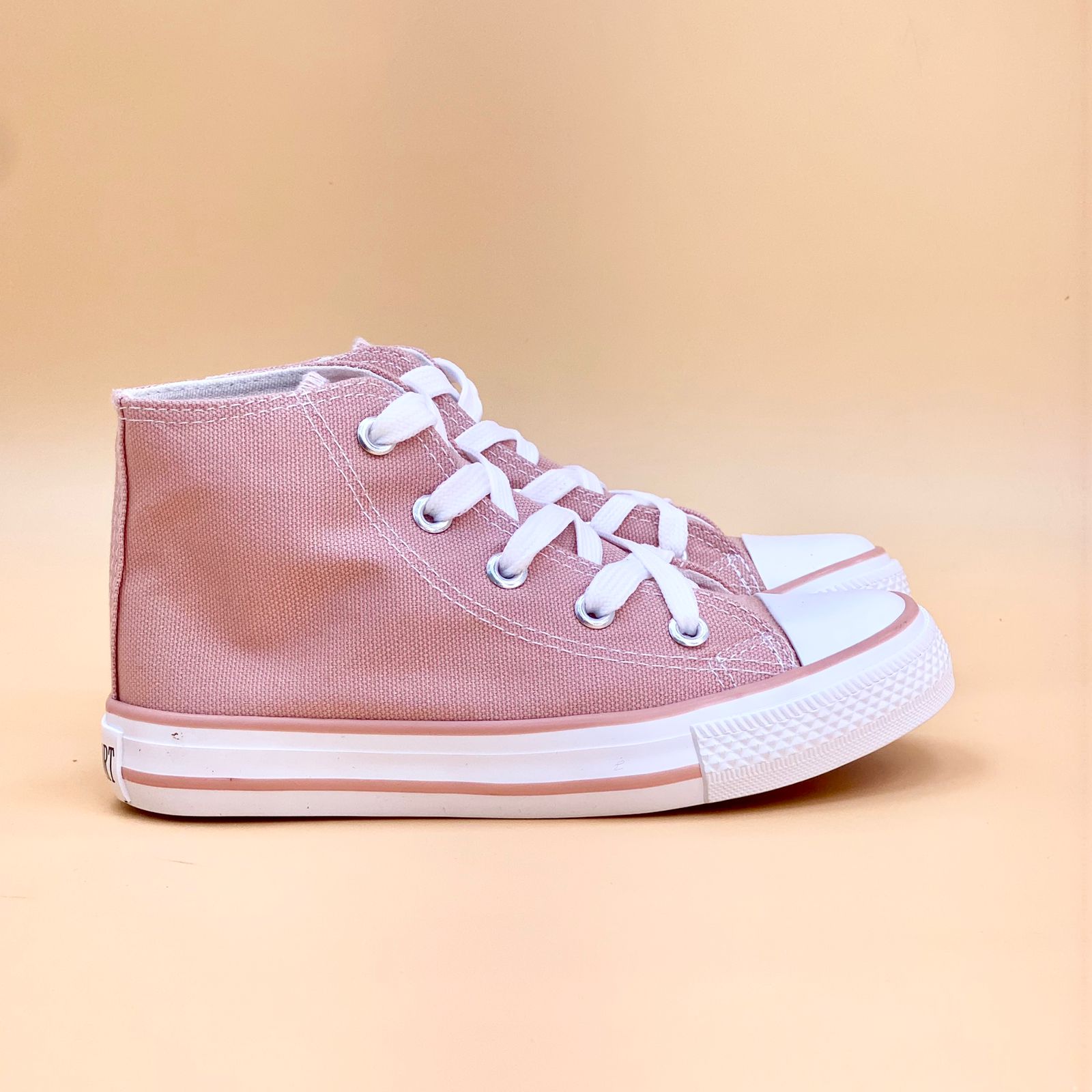 NEW , KIDS SHOES HIGH NECK K77777 SIZE 31-36