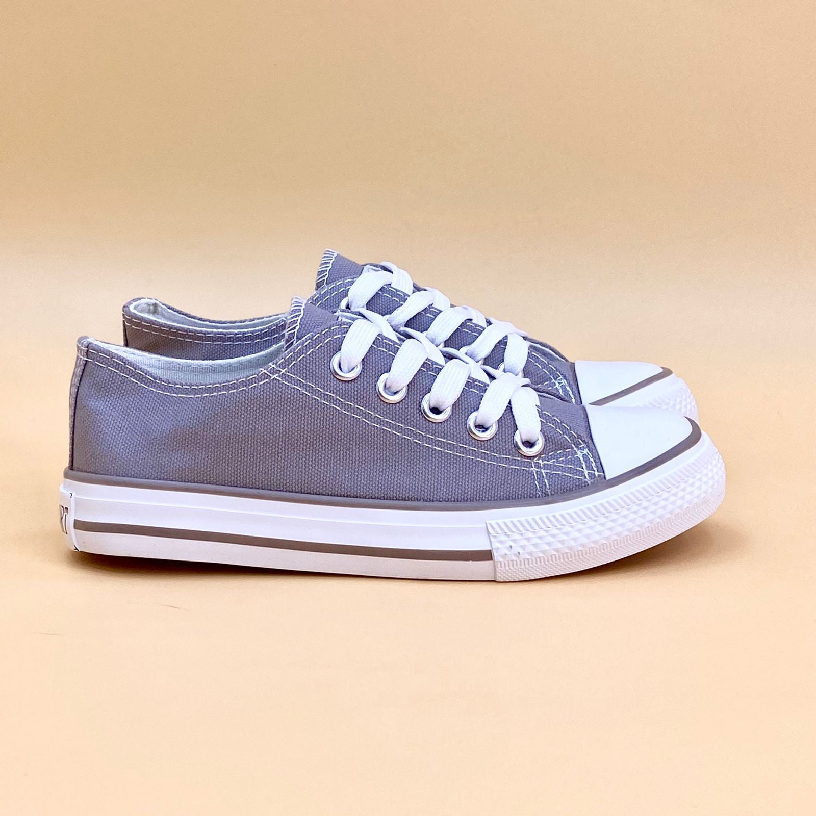 NEW , KIDS SHOES K777 SIZE 31-36