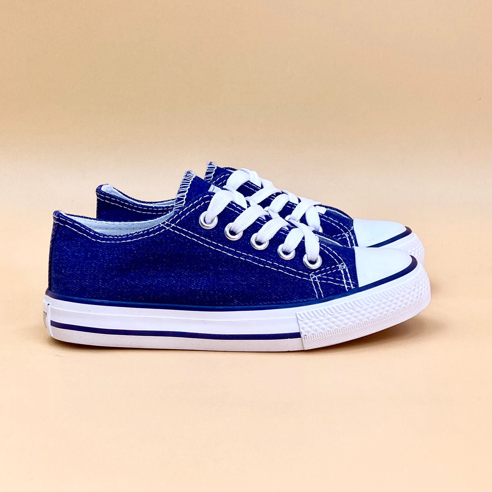 NEW , KIDS SHOES K777 SIZE 31-36