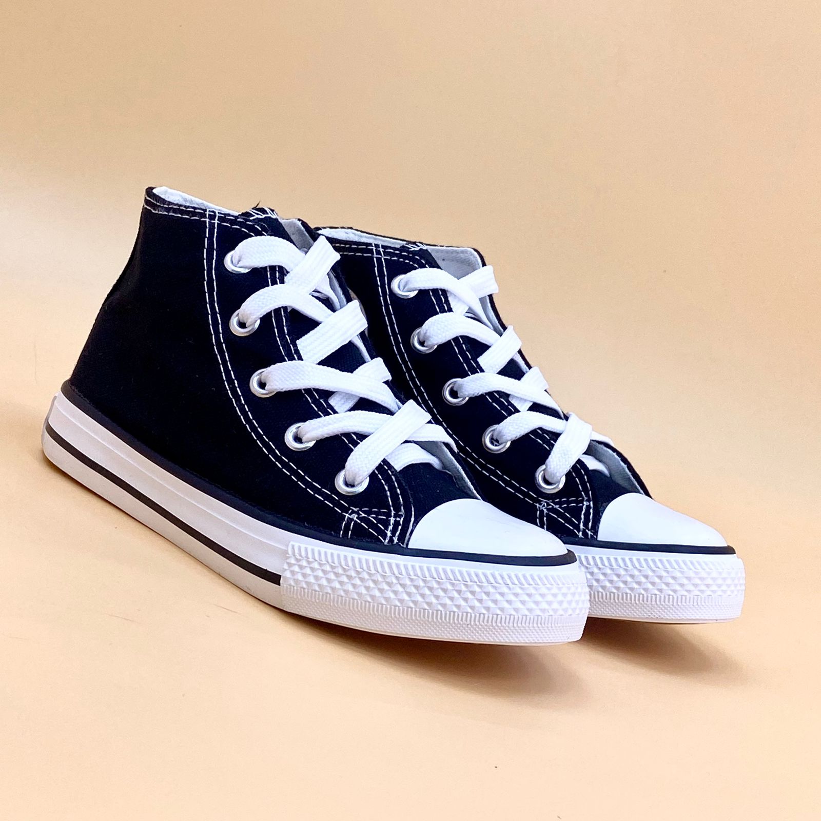 NEW , KIDS SHOES HIGH NECK K77777 SIZE 31-36