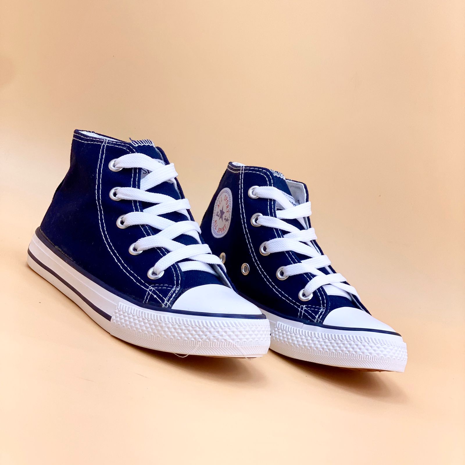 NEW , KIDS SHOES HIGH NECK K77777 SIZE 31-36