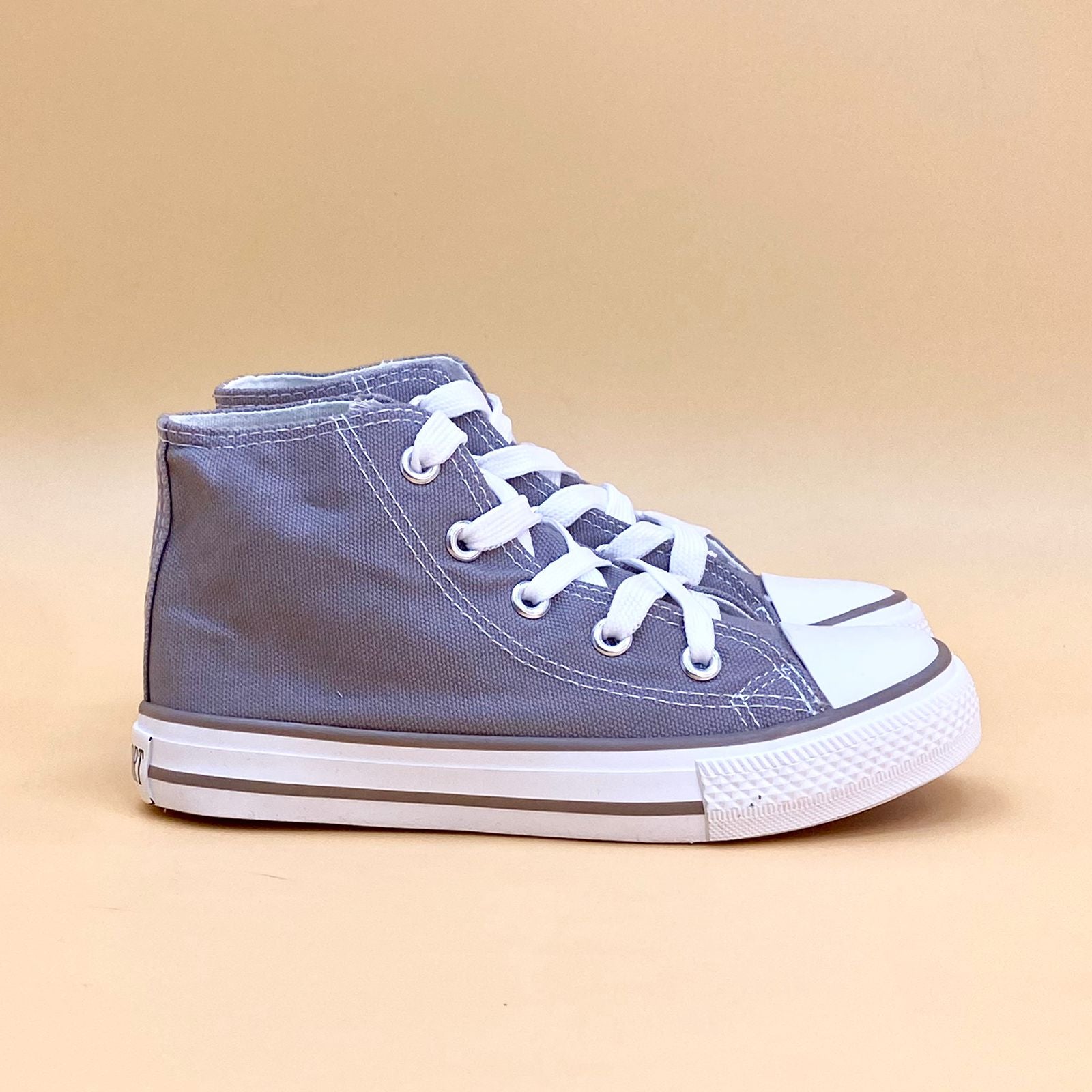 NEW , KIDS SHOES HIGH NECK K77777 SIZE 31-36