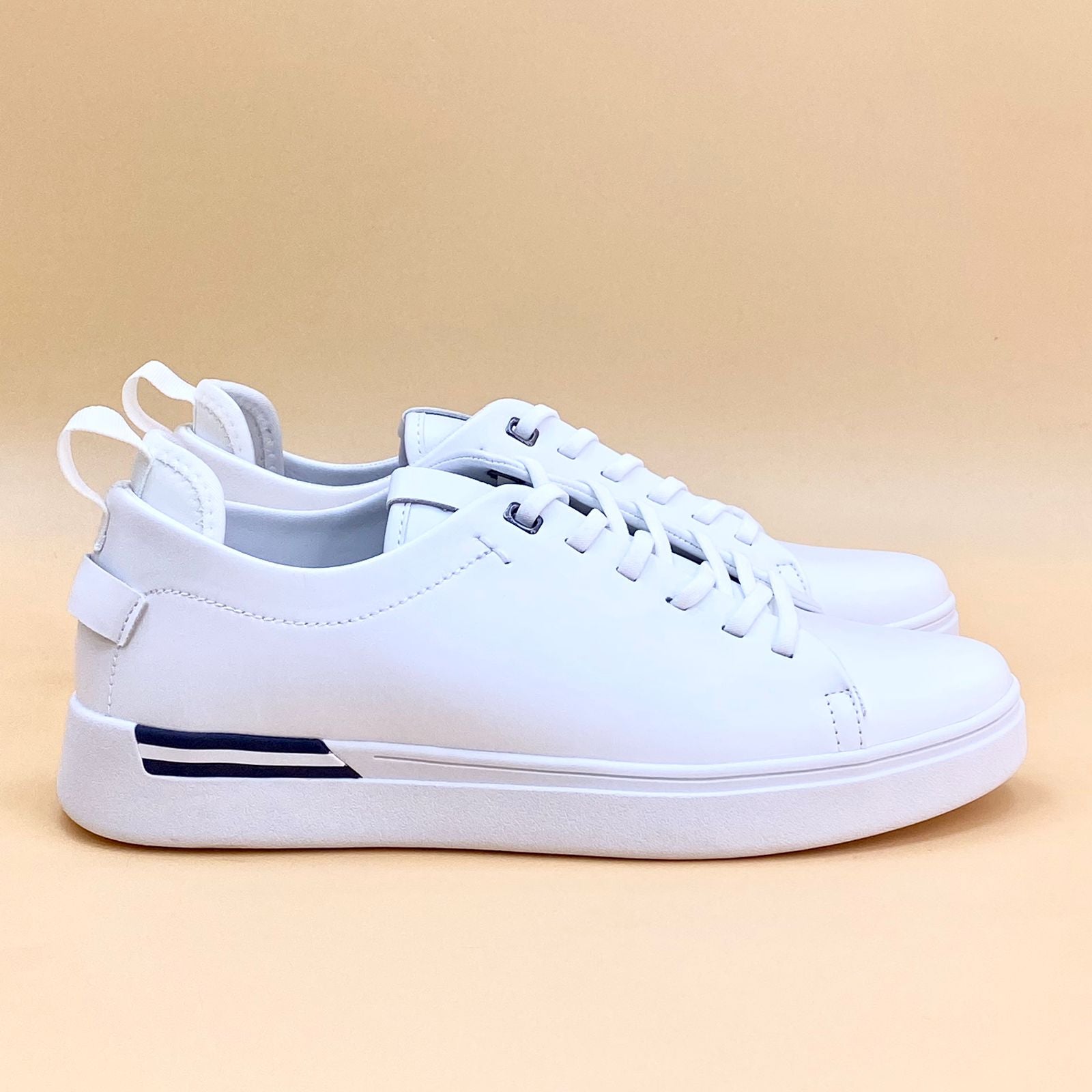 NEW , MEN SHOES M907, MADE IN CHINA