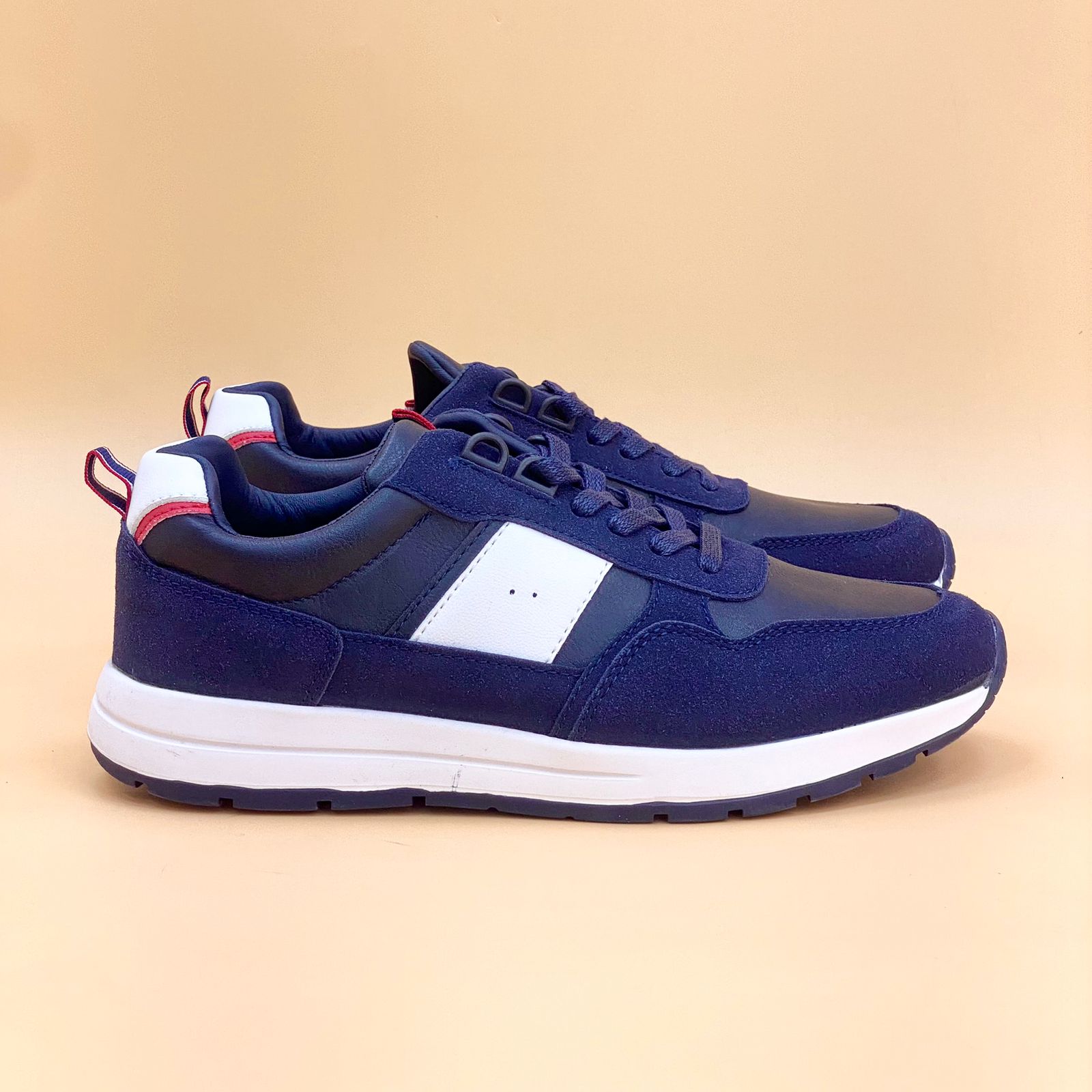 NEW , MEN SHOES M916, MADE IN CHINA