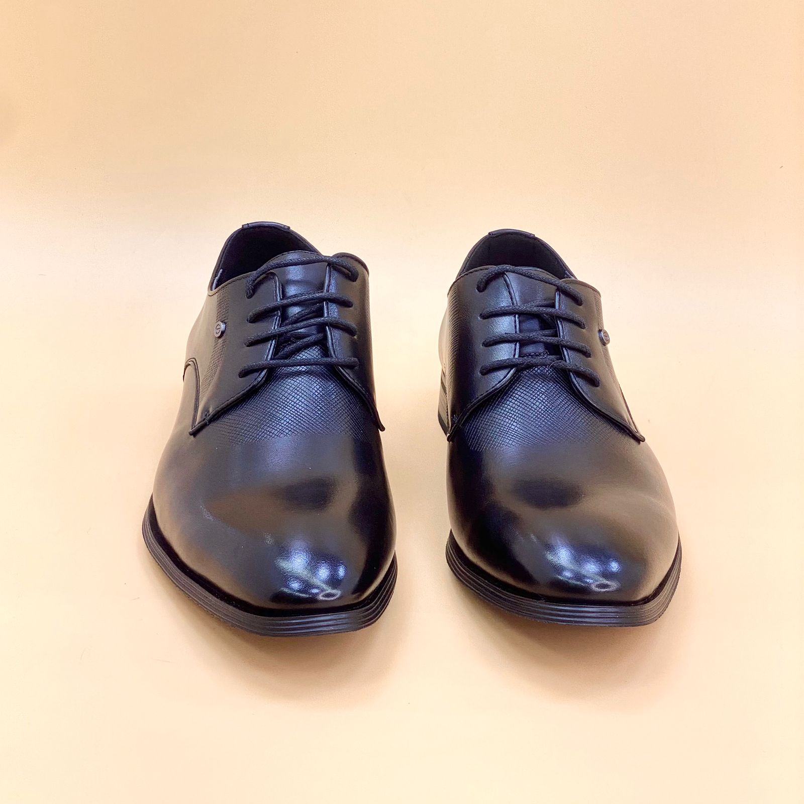 NEW , MEN SHOES M901 , MADE IN CHINA