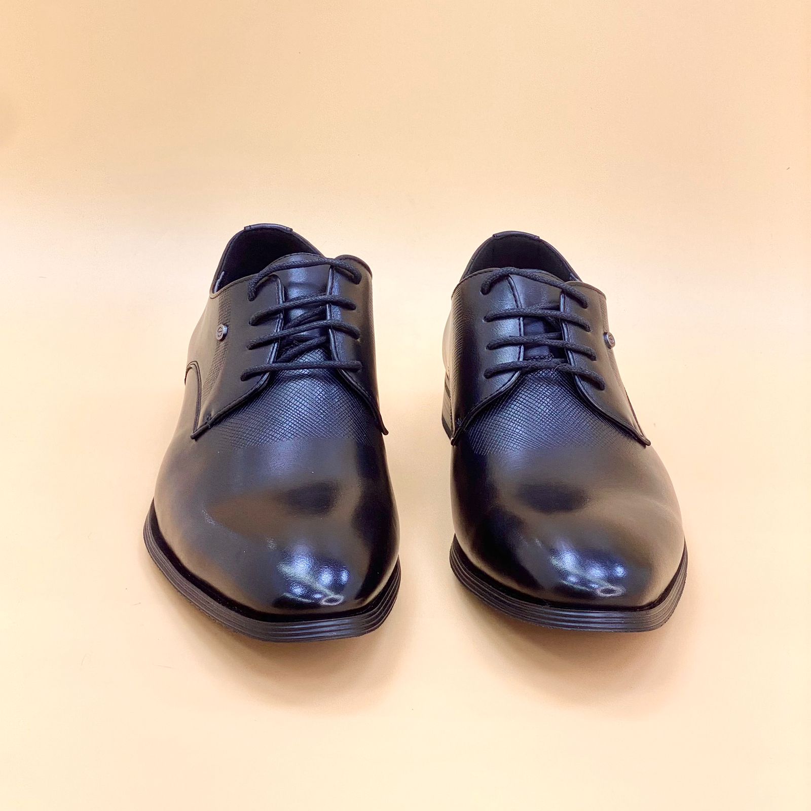 NEW ,  MEN SHOES  M901 , MADE IN CHINA