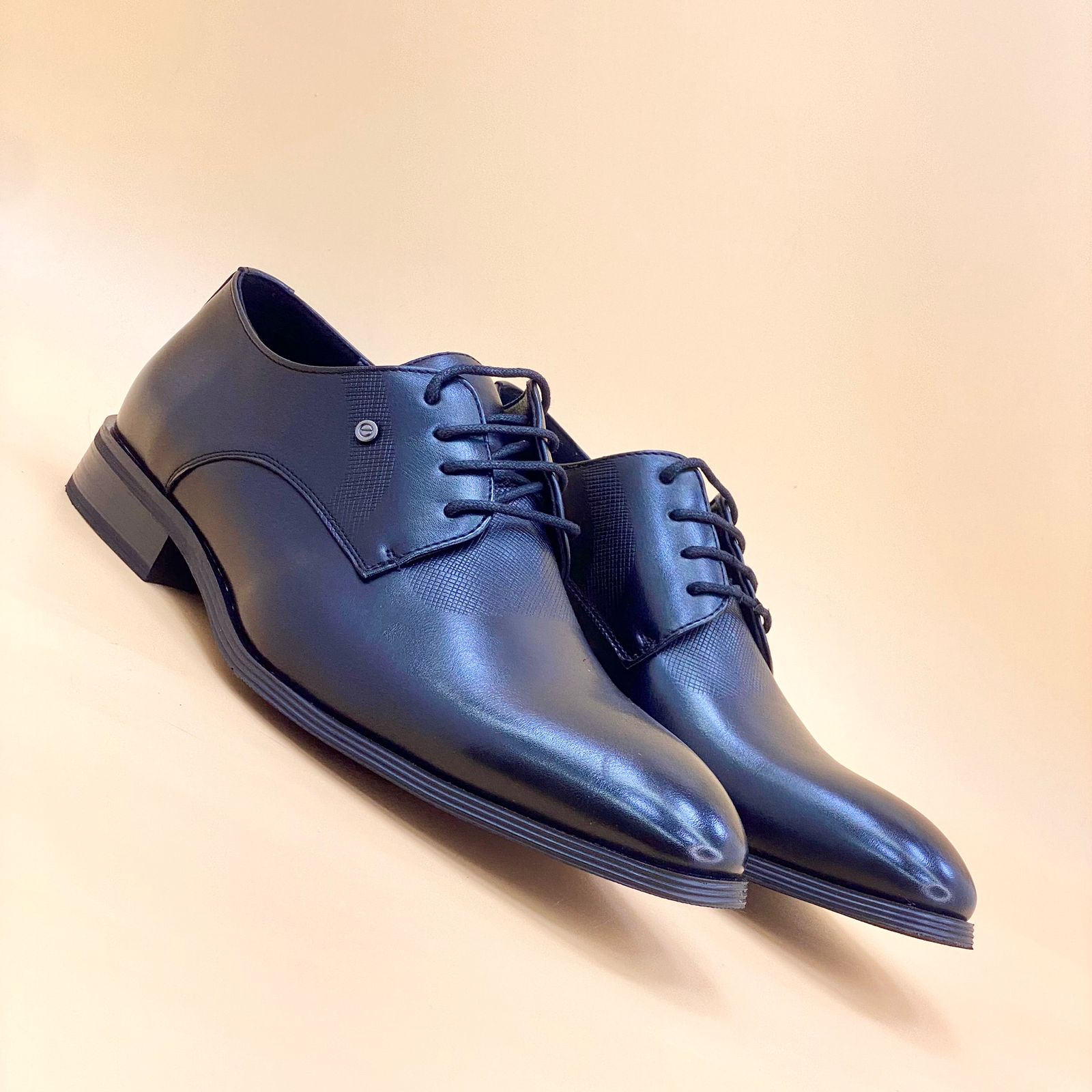 NEW , MEN SHOES M901 , MADE IN CHINA