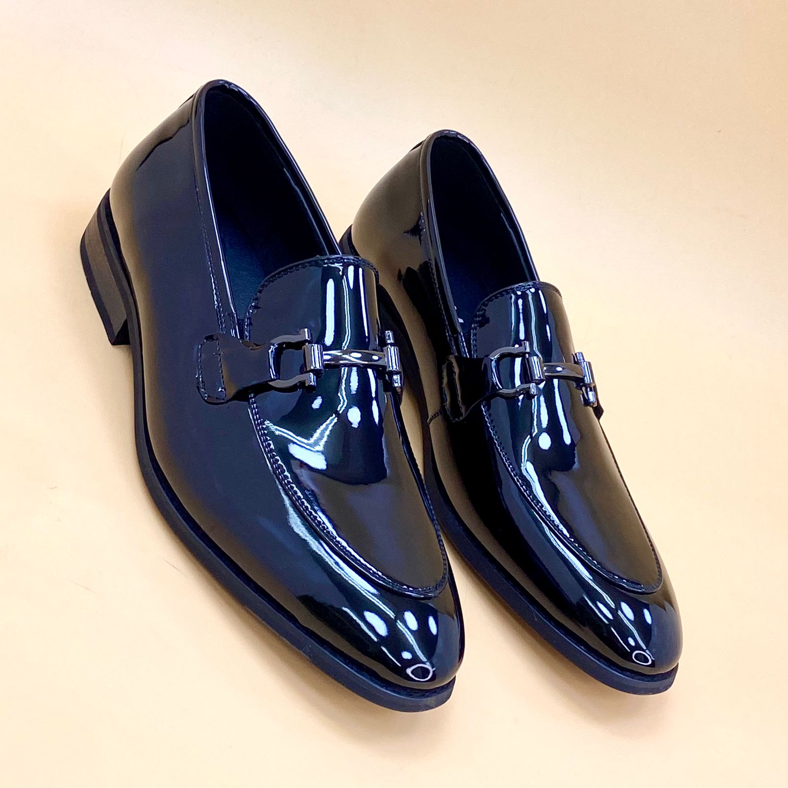 NEW , MEN SHOES M897 , MADE IN CHINA