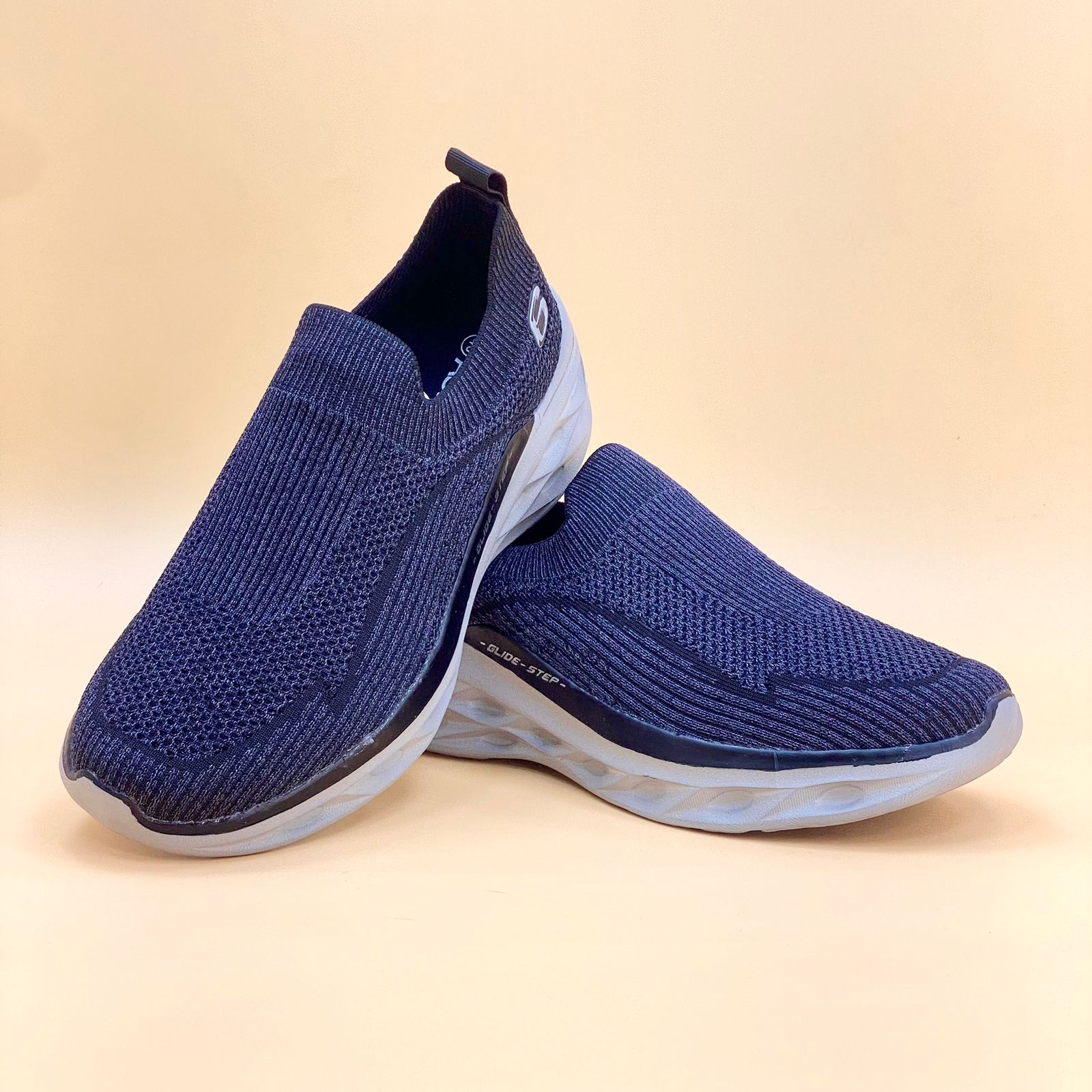 NEW , MEN SHOES M905, MADE IN CHINA