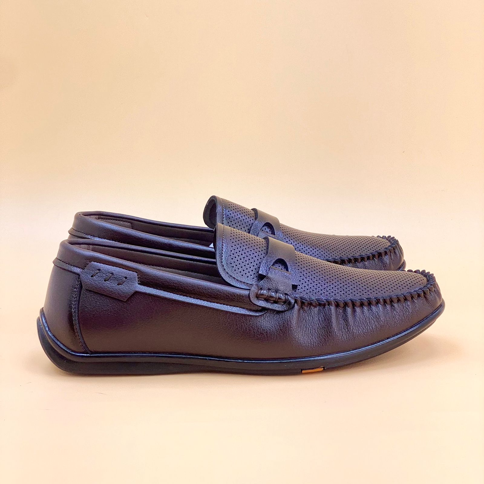 NEW , MEN SHOES M909, MADE IN CHINA