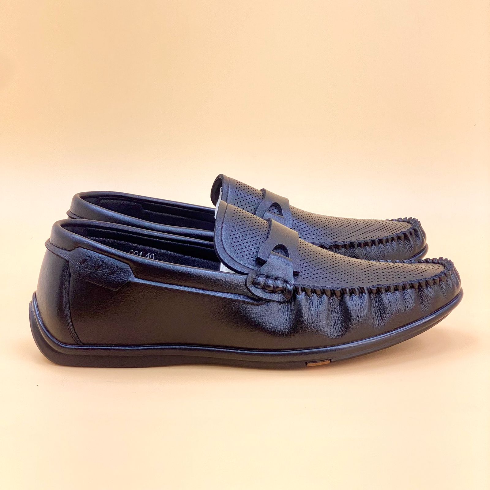 NEW , MEN SHOES M909, MADE IN CHINA