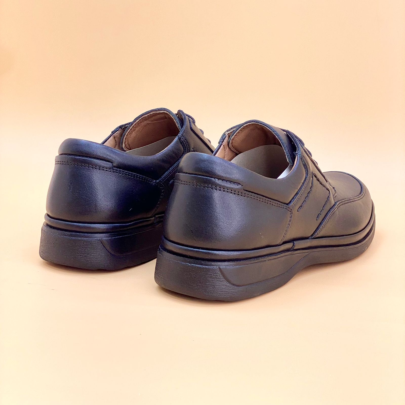 NEW , MADE IN TURKEY GENUINE LEATHER MEN SHOES M881