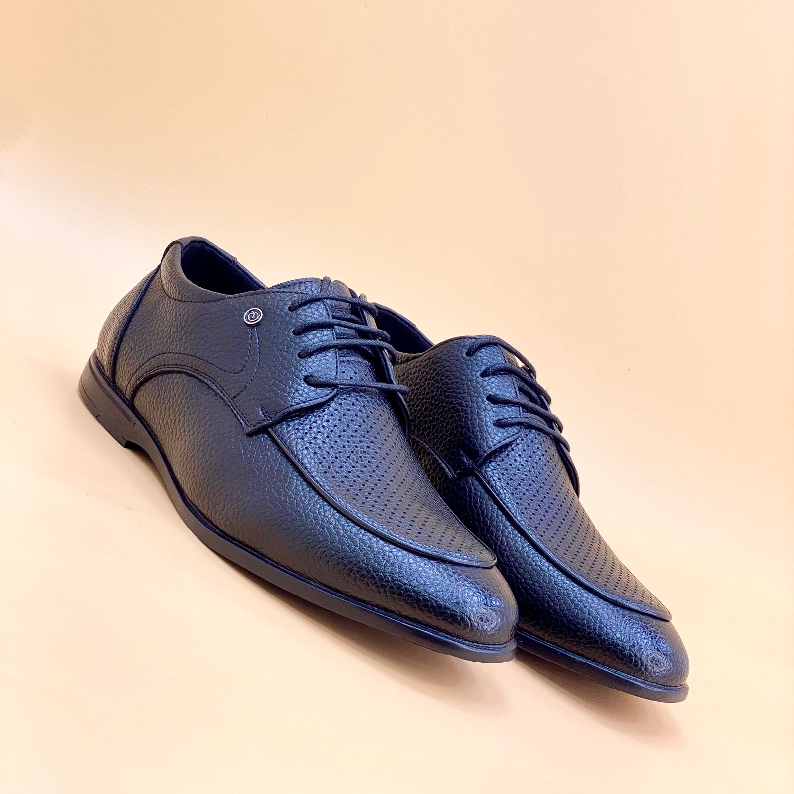 NEW , MEN SHOES M921, MADE IN CHINA