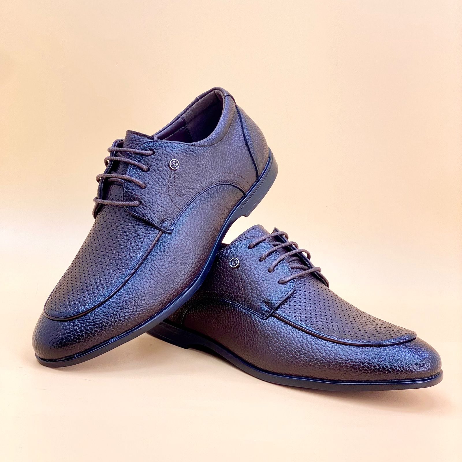 NEW , MEN SHOES M921, MADE IN CHINA