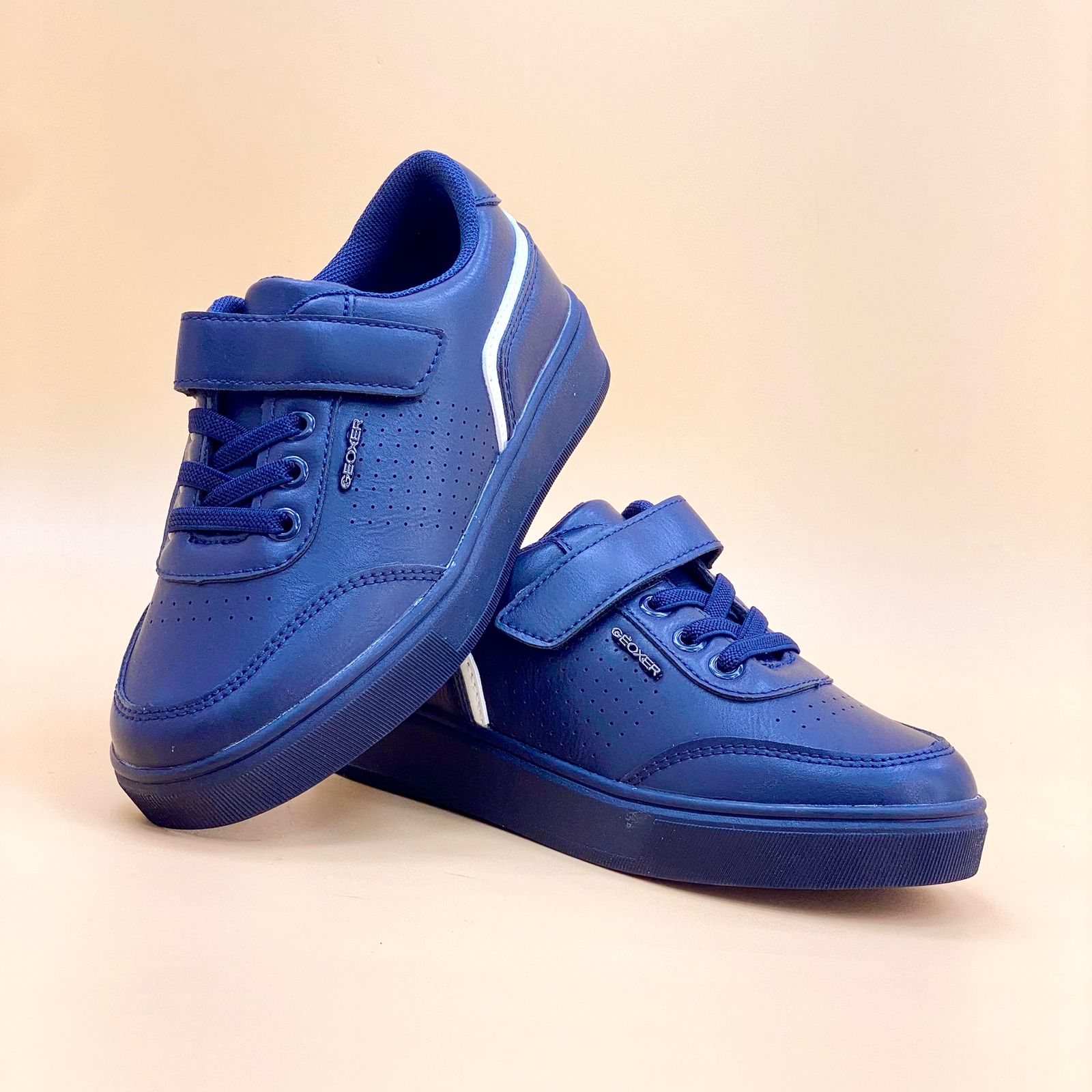 NEW , KIDS SHOES SIZE FROM 25 TO 36 K73
