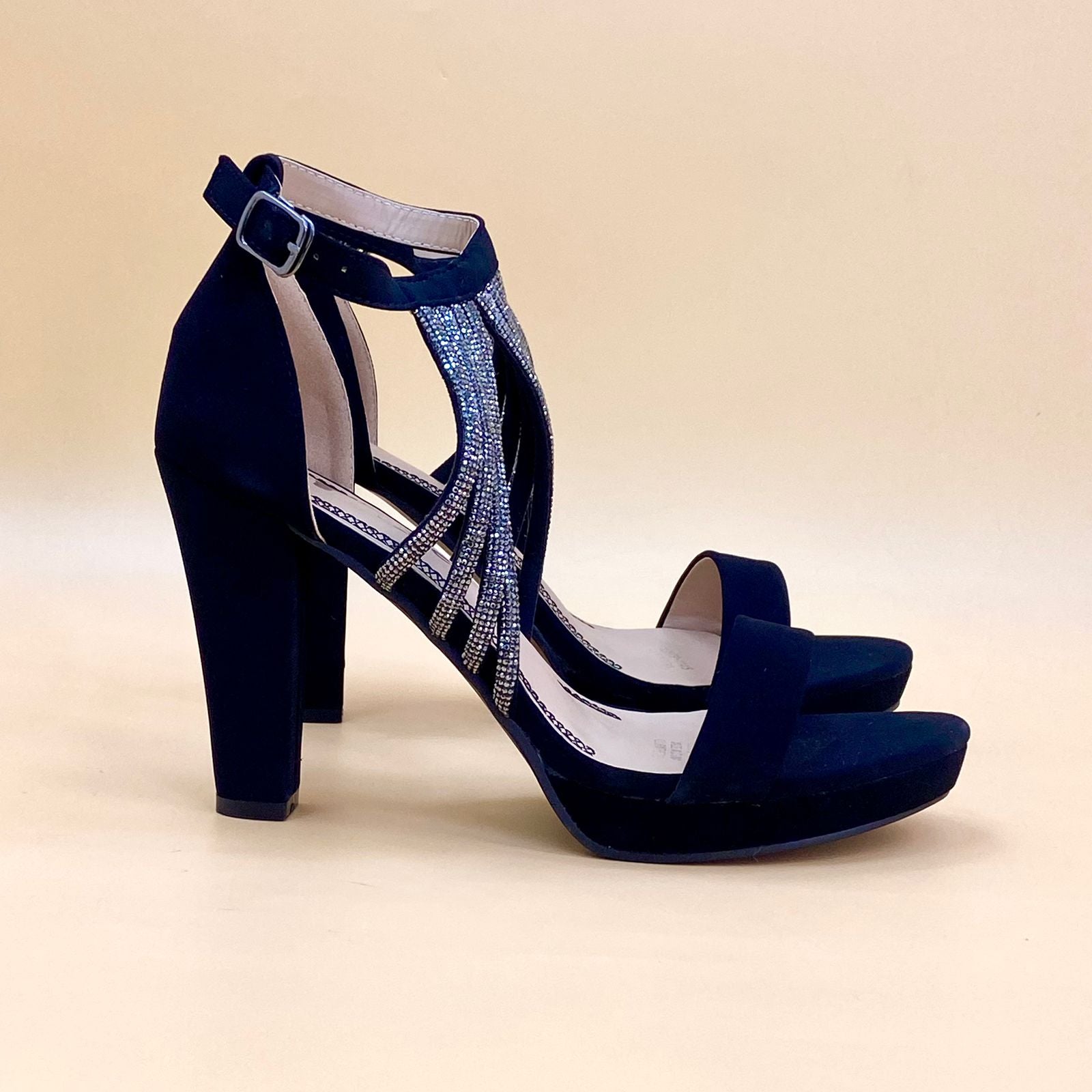 NEW , WOMEN SHOES HEELS W113