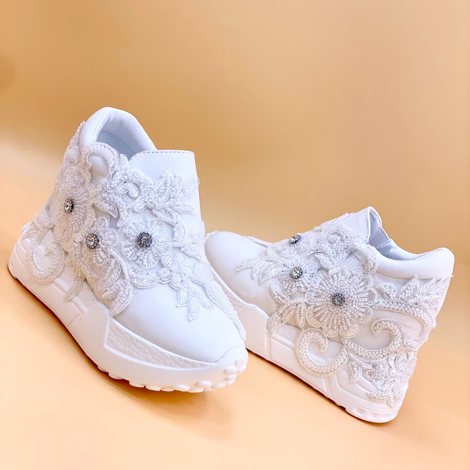 NEW , WOMEN FLAT SHOES W455