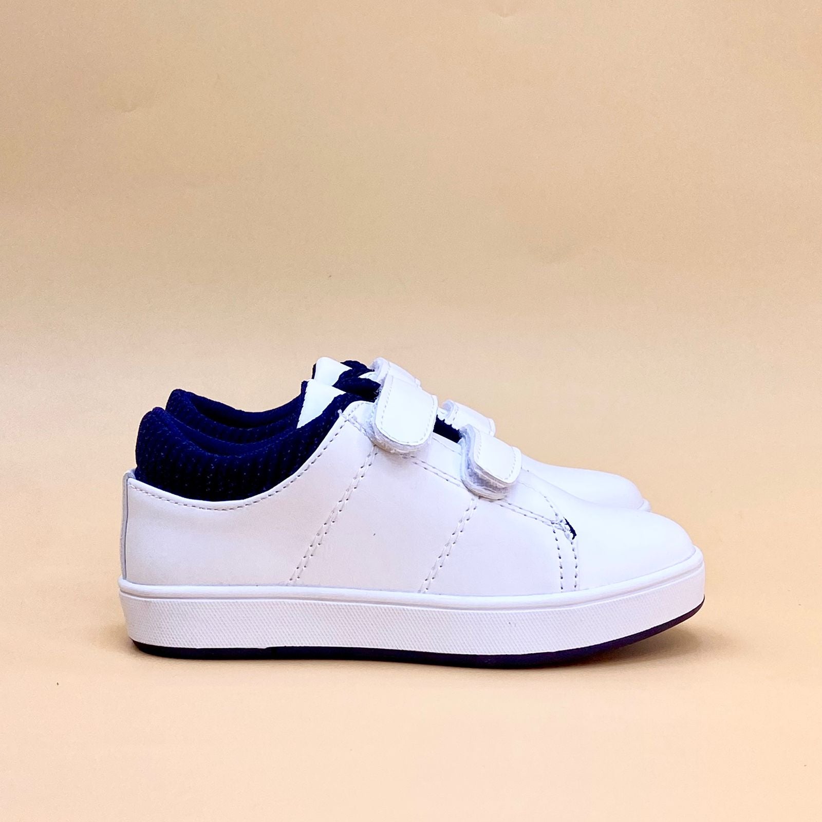 NEW , KIDS SHOES SIZE FROM 25 TO 36 K87