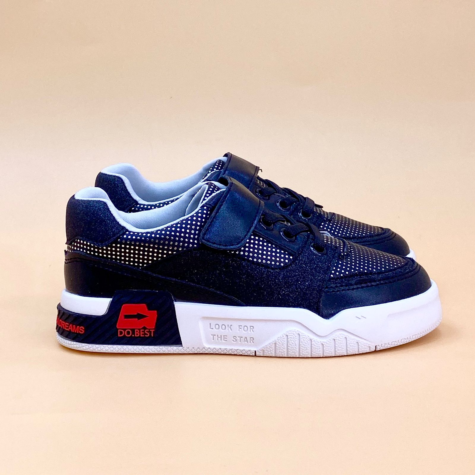 NEW , KIDS SHOES SIZE FROM 20 TO 37 K88