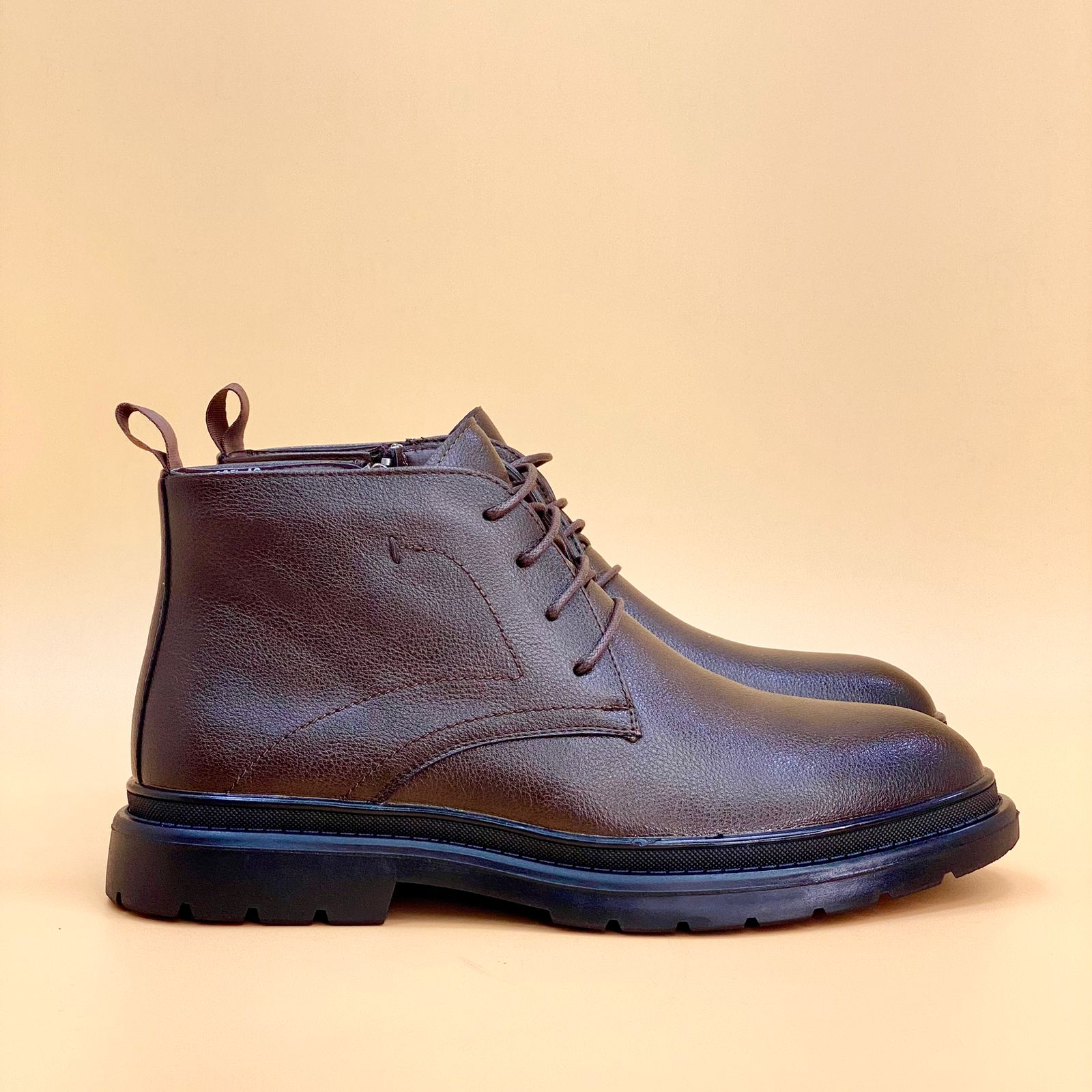 NEW , MEN BOOTS M28 , MADE IN CHINA