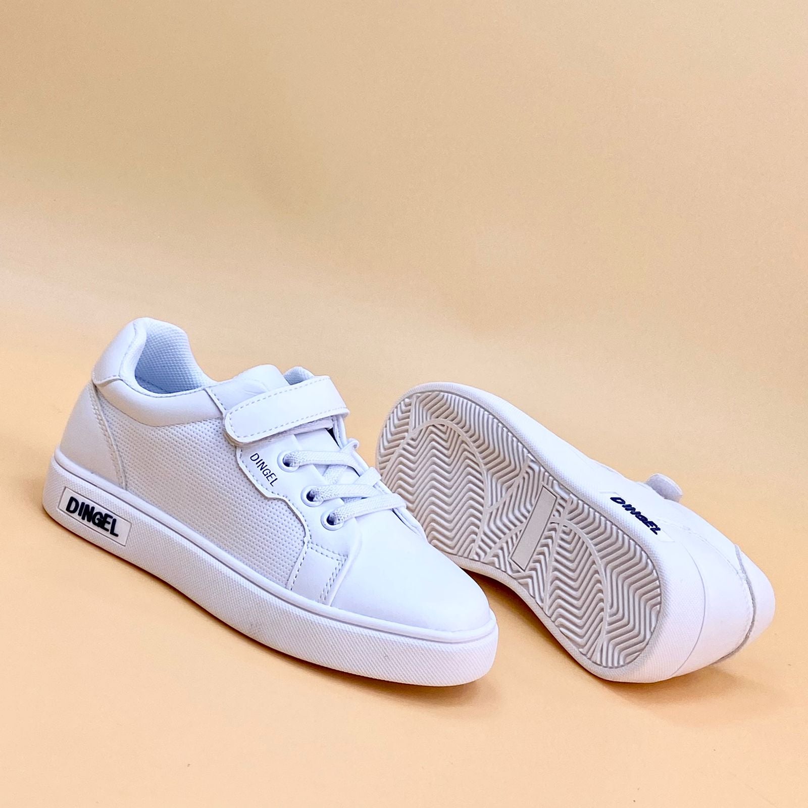 NEW , KIDS SHOES SIZE FROM 25 TO 36 K92