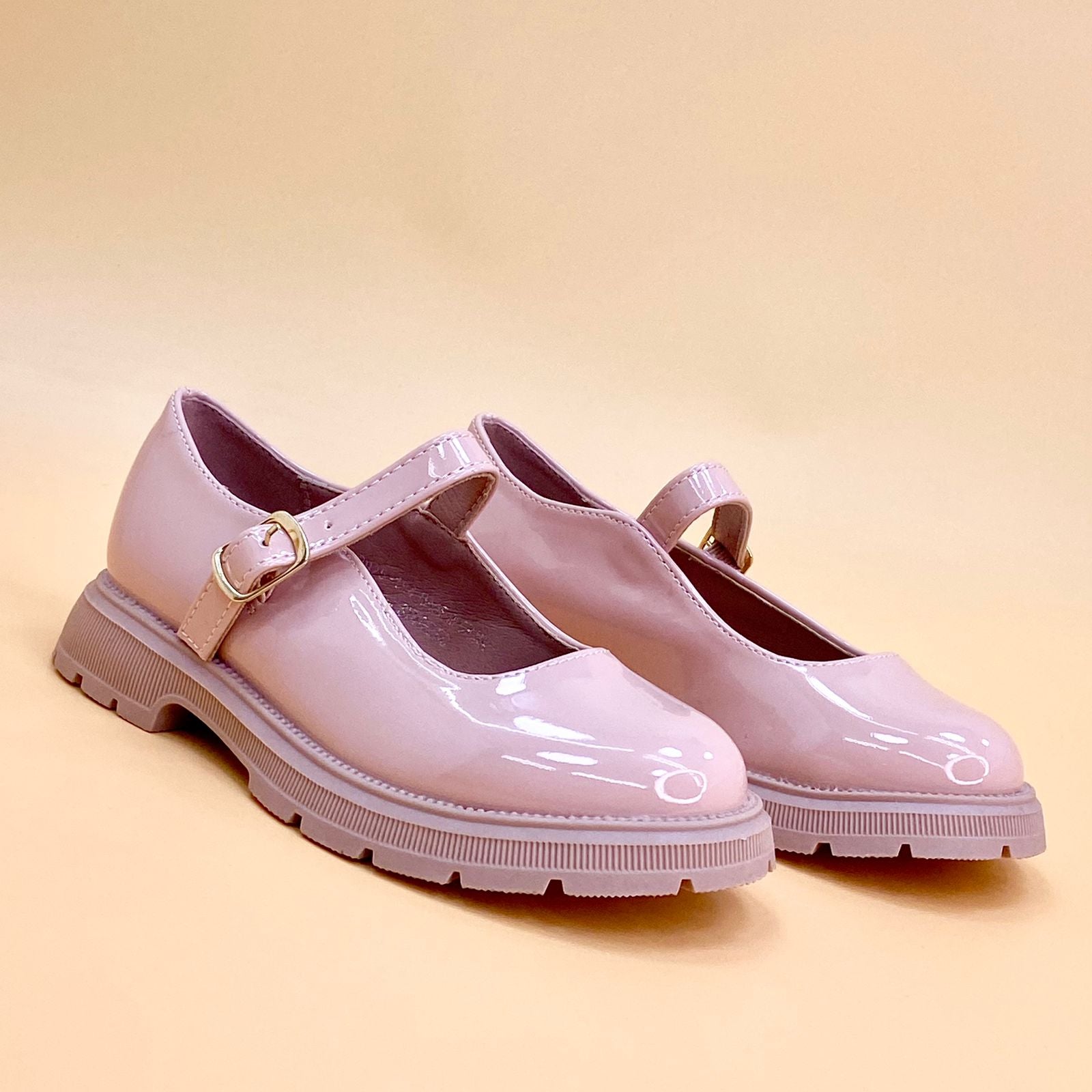 NEW , KIDS SHOES SIZE FROM 25 TO 36 K103