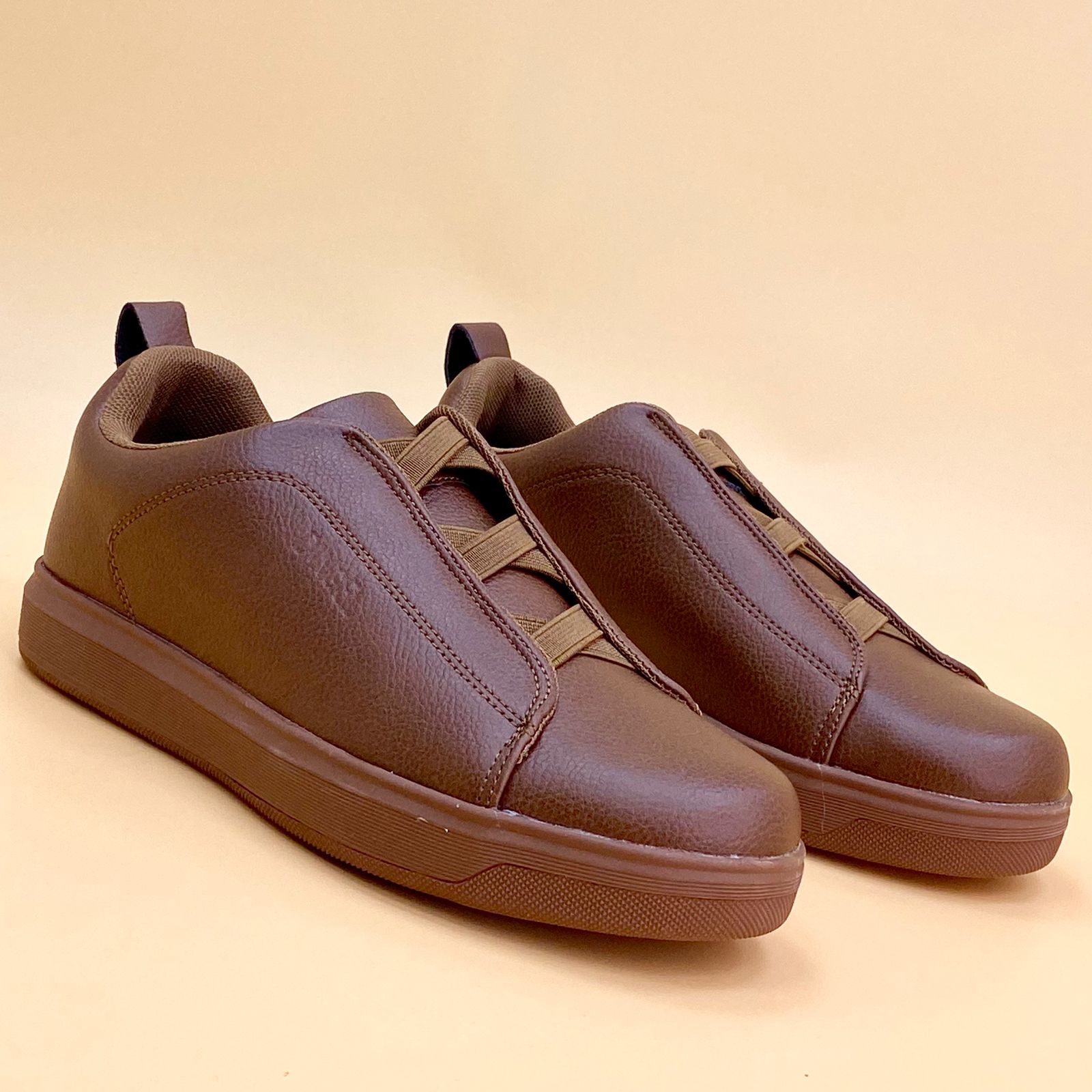 NEW , KIDS SHOES SIZE FROM 36 TO 41 K99