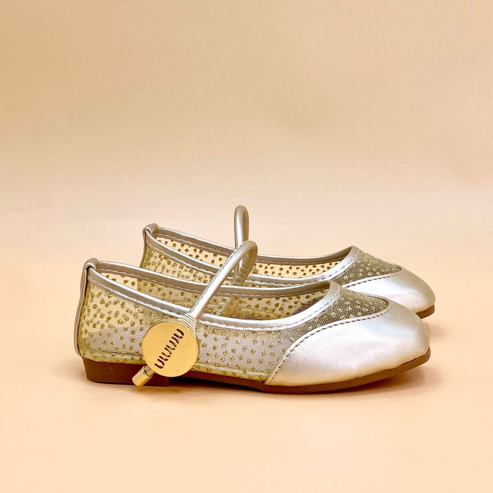 NEW , KIDS SHOES SIZE FROM 25 TO 36 K105
