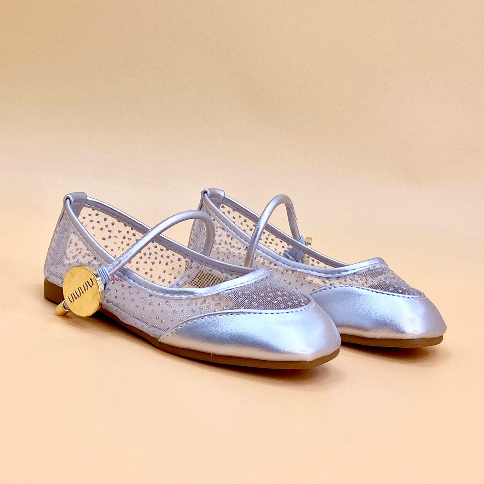 NEW , KIDS SHOES SIZE FROM 25 TO 36 K105