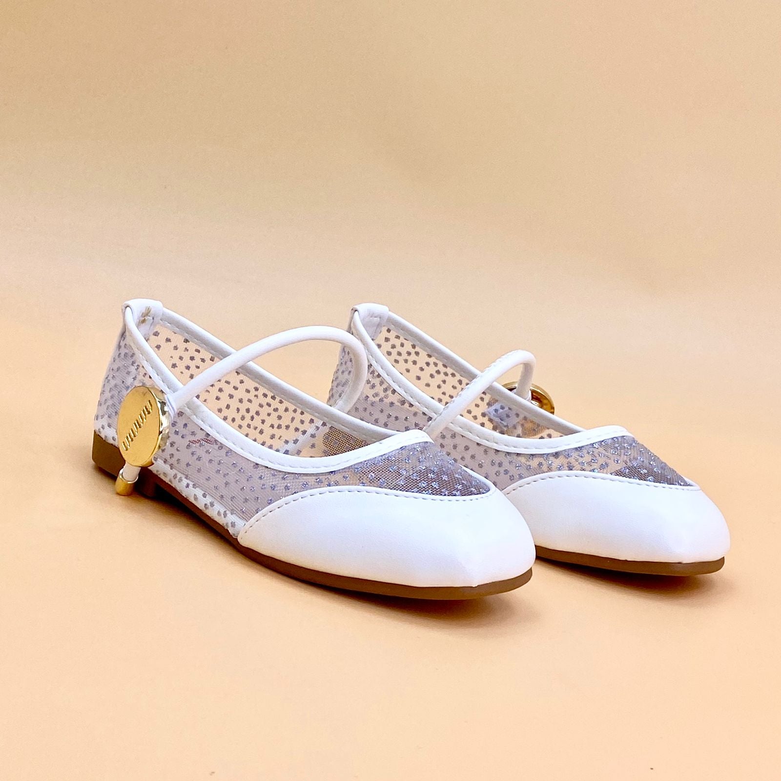 NEW , KIDS SHOES SIZE FROM 25 TO 36 K105