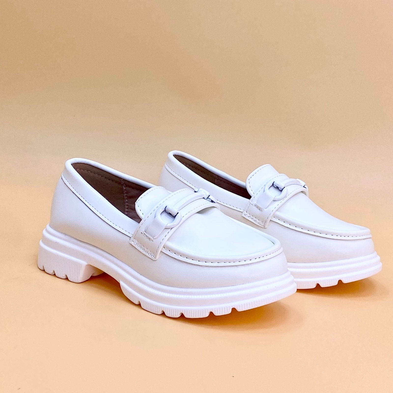 NEW , KIDS SHOES SIZE FROM 25 TO 36 K100