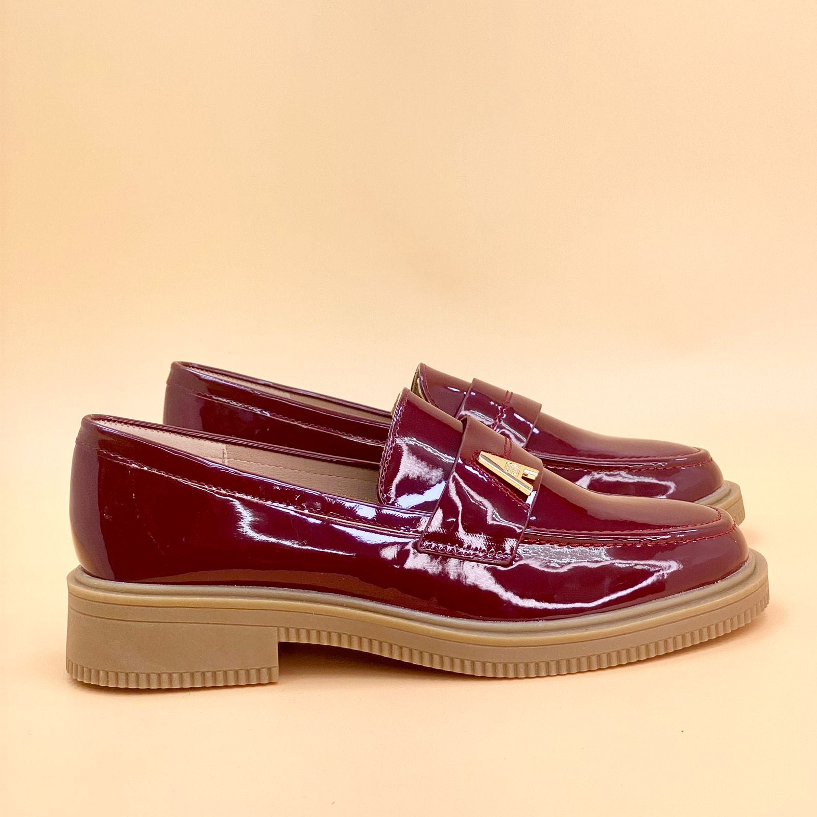 NEW , WOMEN SHOES W840