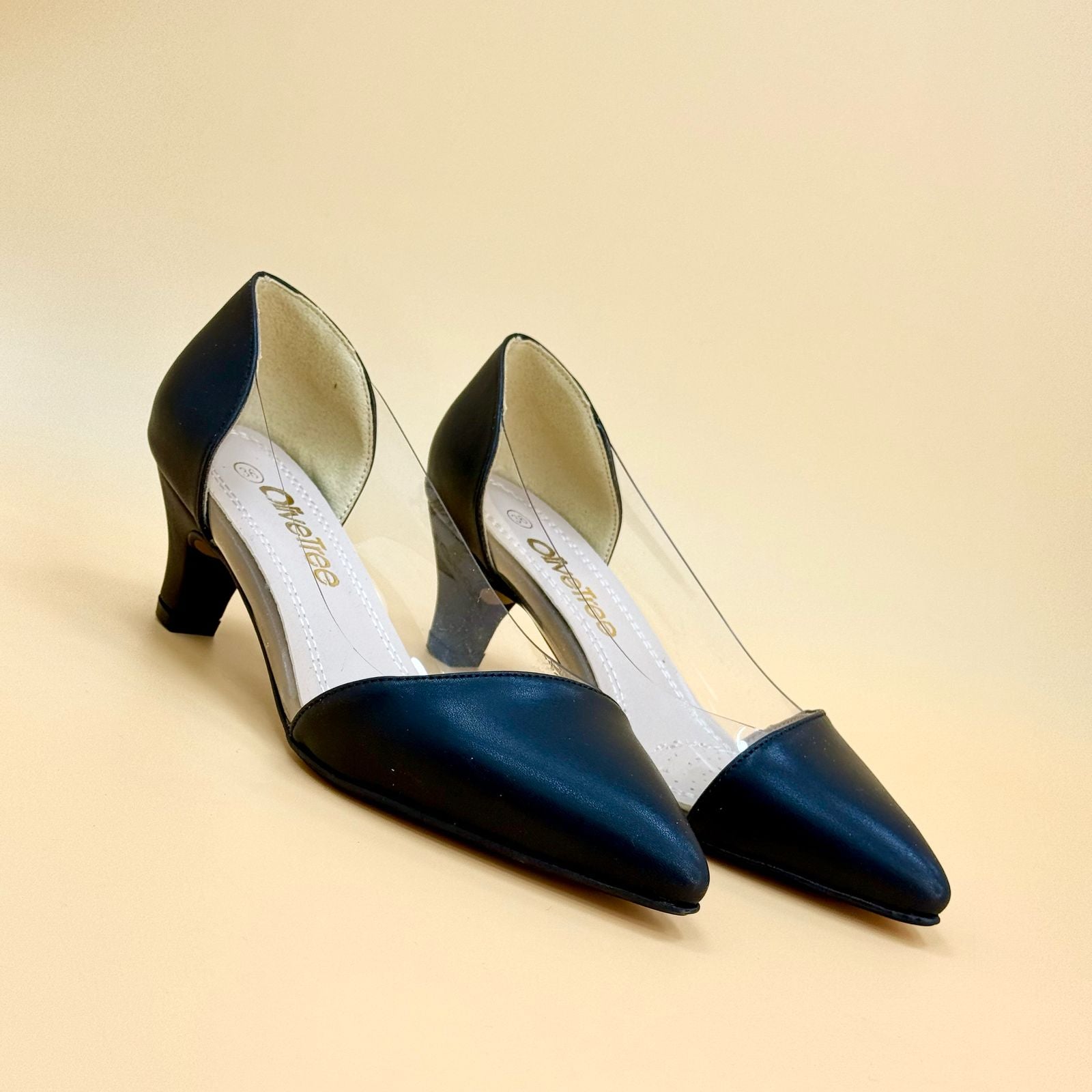 NEW , WOMEN SHOES HEELS W370